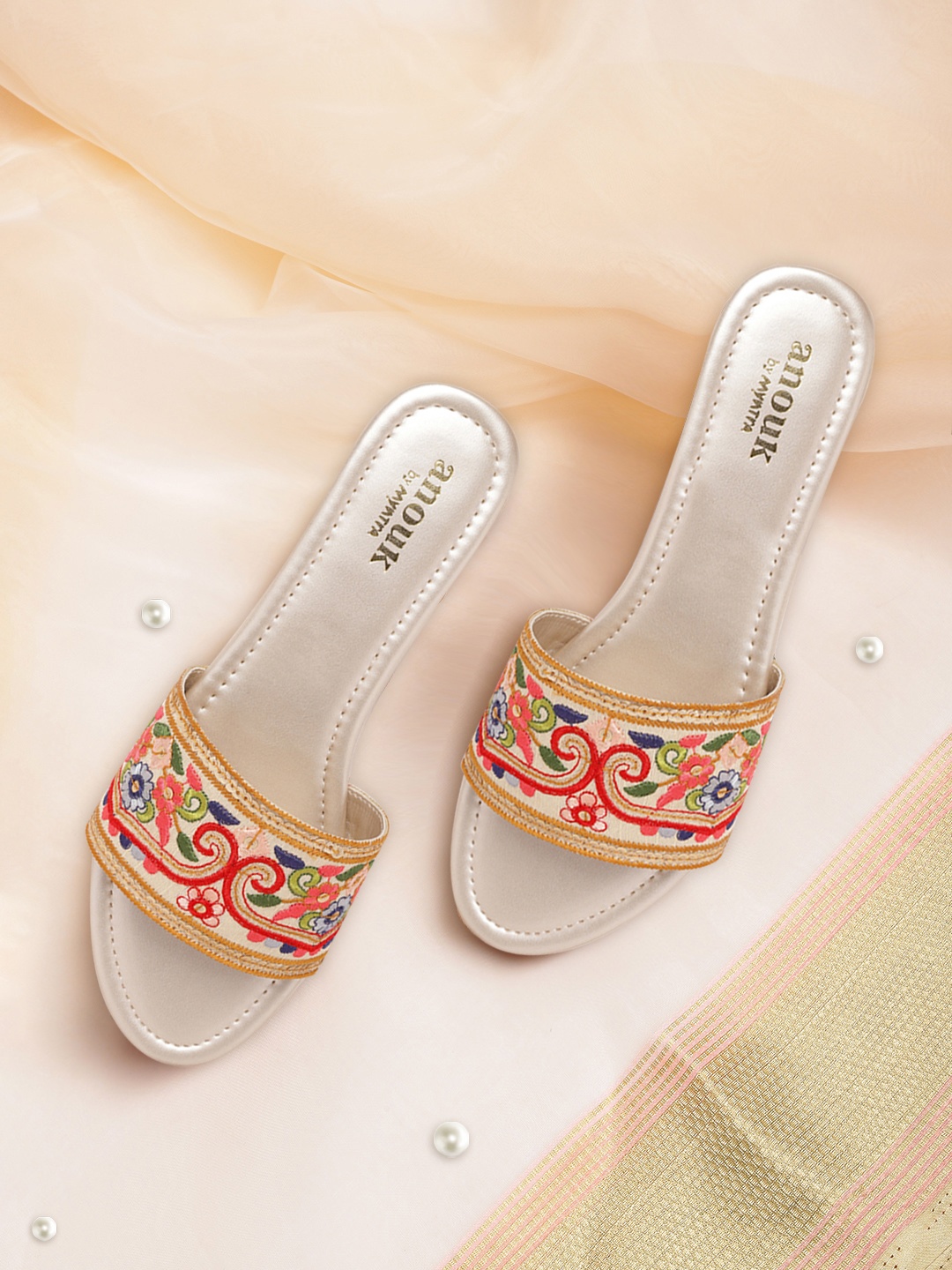 

Anouk Women Beige Floral Woven Design Ethnic Open Toe Flats