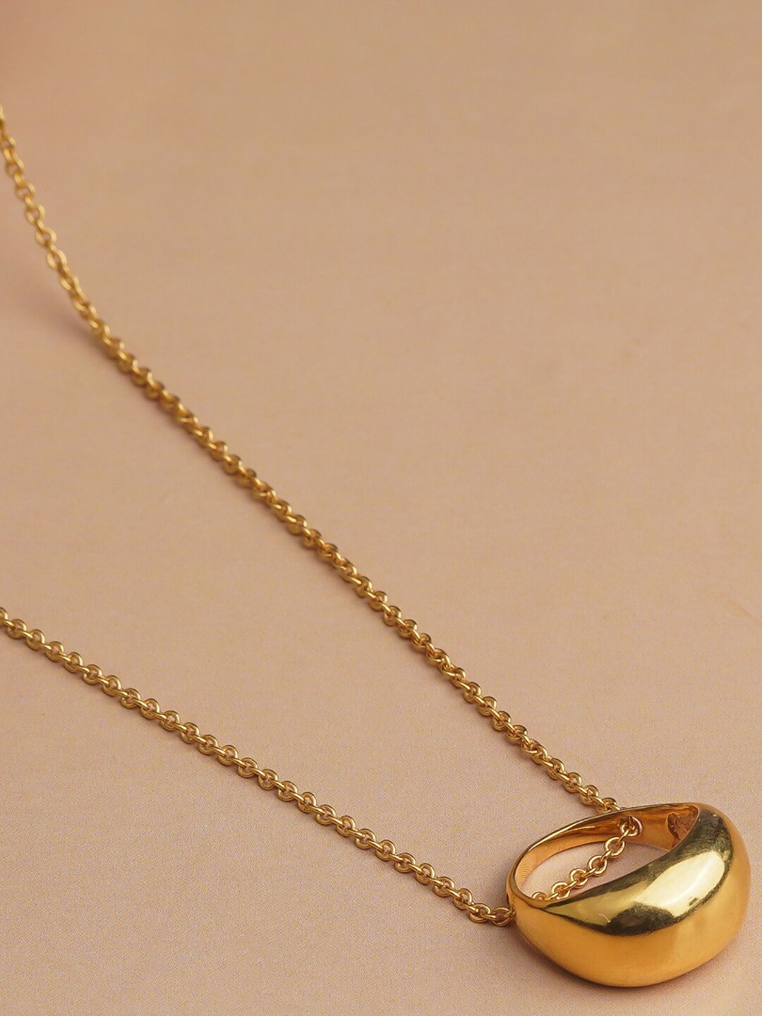

Queen Be Gold-Toned Brass Gold-Plated Chain