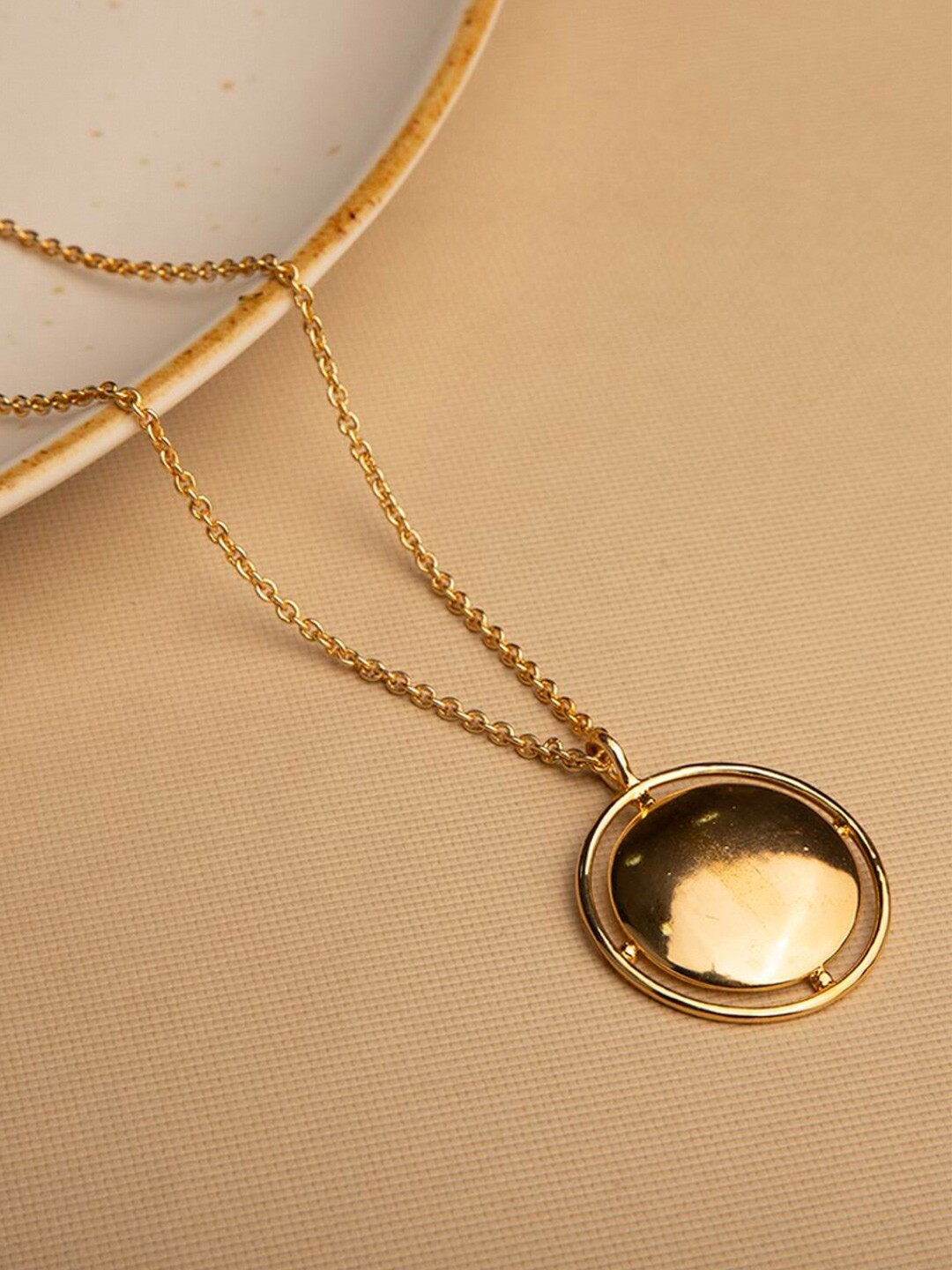 

Queen Be Gold-Toned Brass Gold-Plated Chain