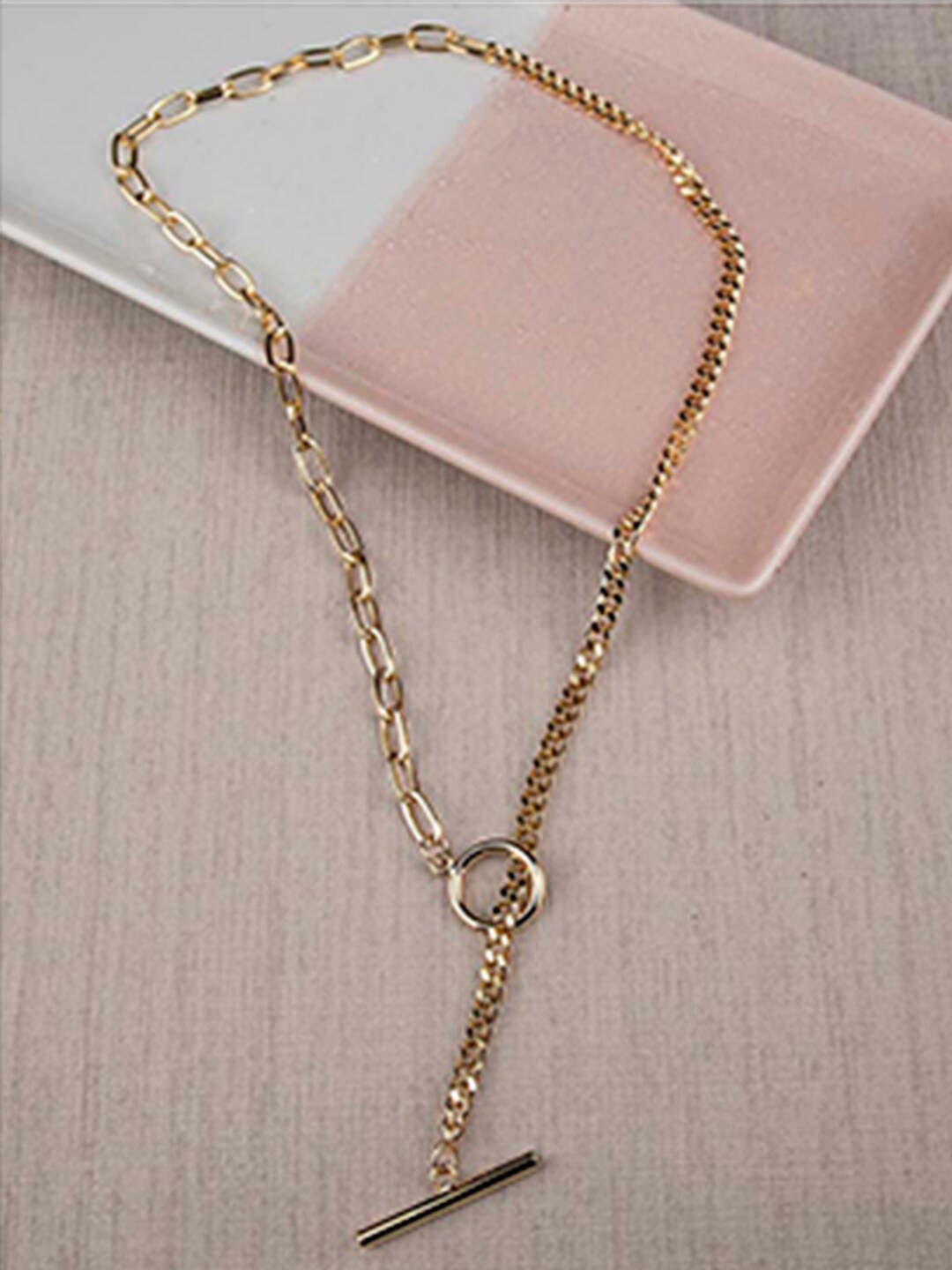 

Queen Be Gold-Toned Brass Gold-Plated Chain