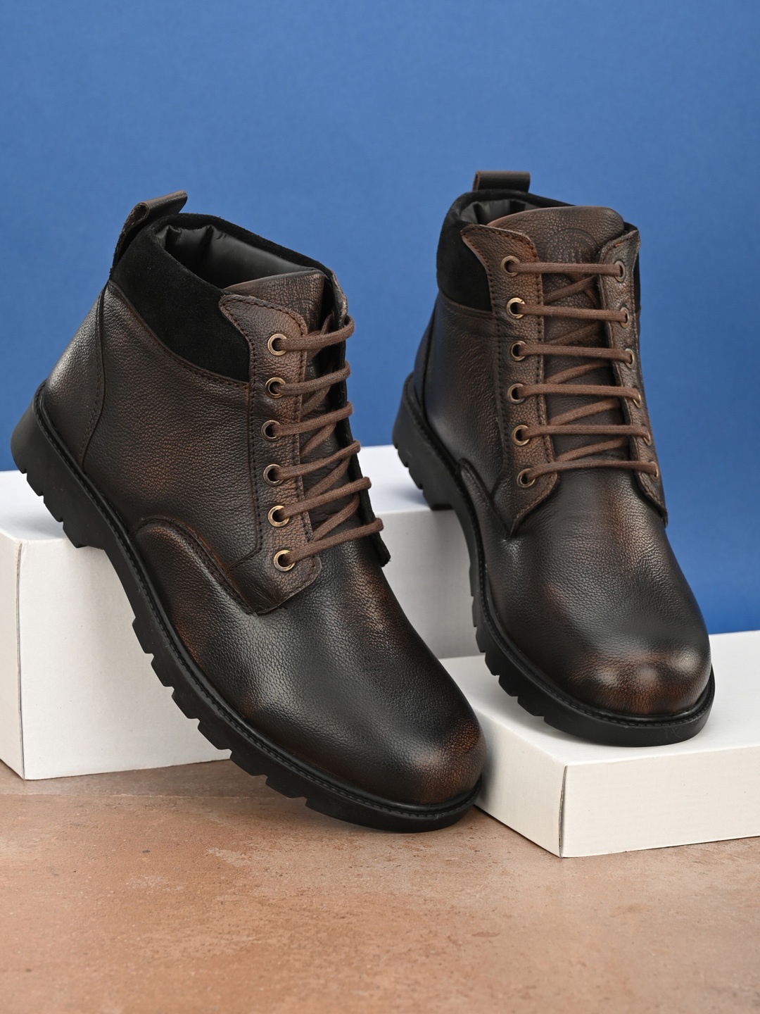 

The Roadster Lifestyle Co Men Brown Leather Flat Boots