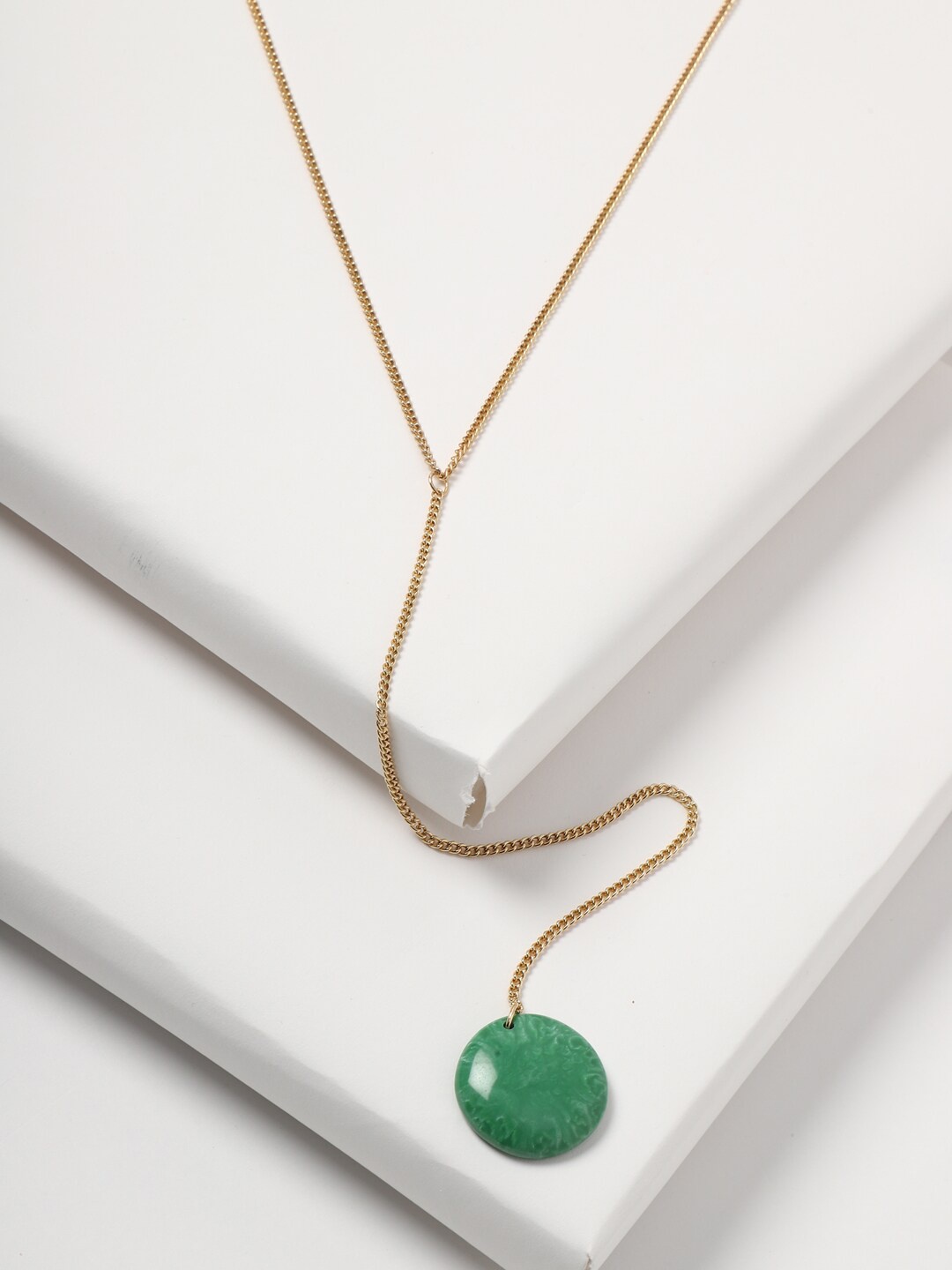 

FOREVER 21 Gold-Toned & Green Drop Chain