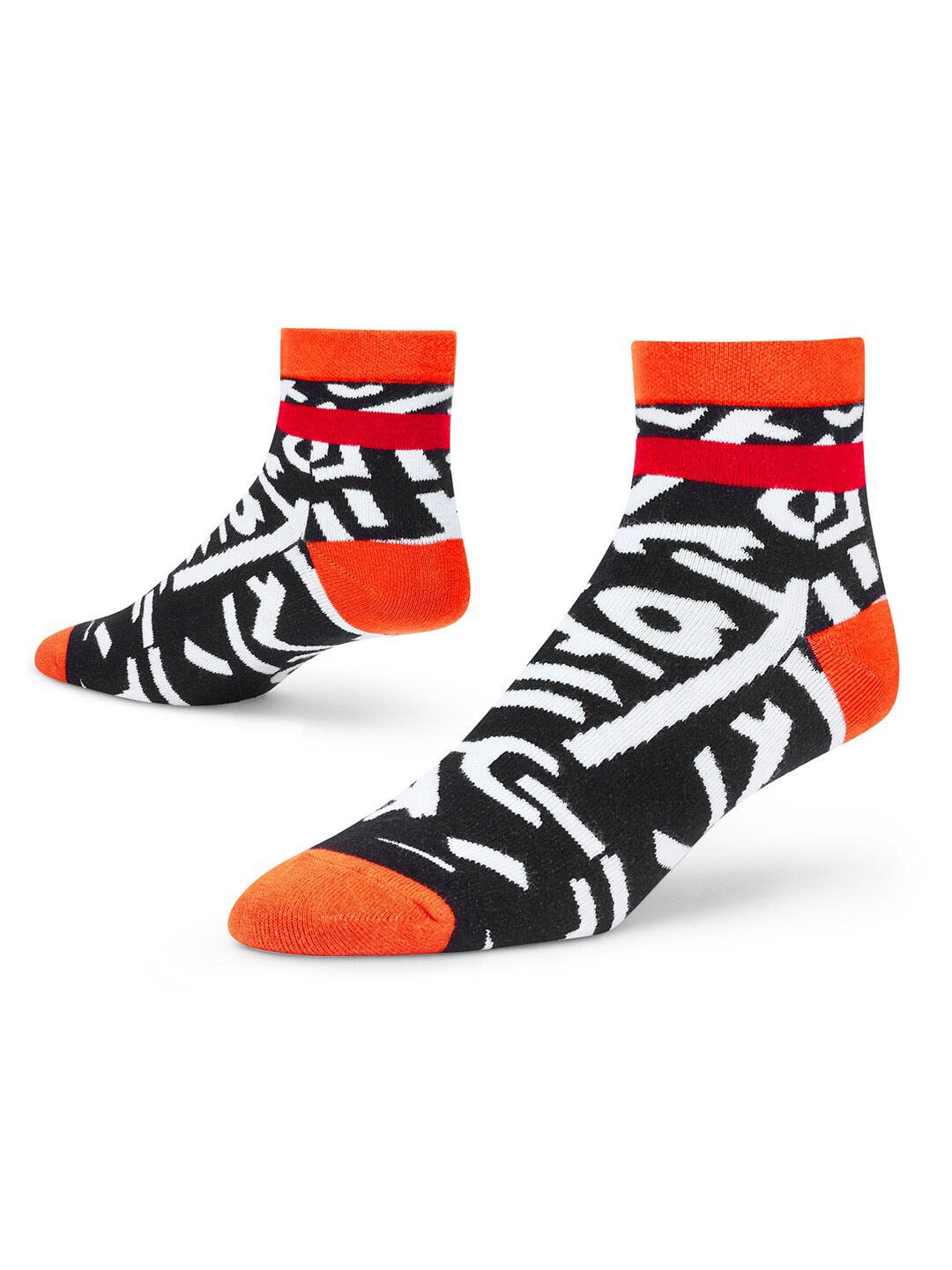 

Dynamocks Black & White Patterned Ankle Length Socks