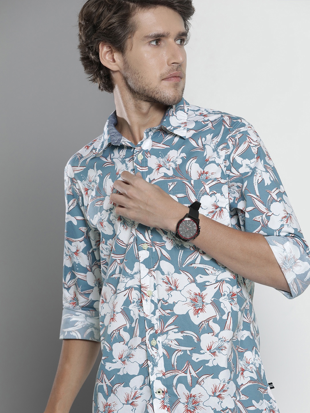 

Nautica Men Blue & White Floral Printed Slim Fit Casual Shirt