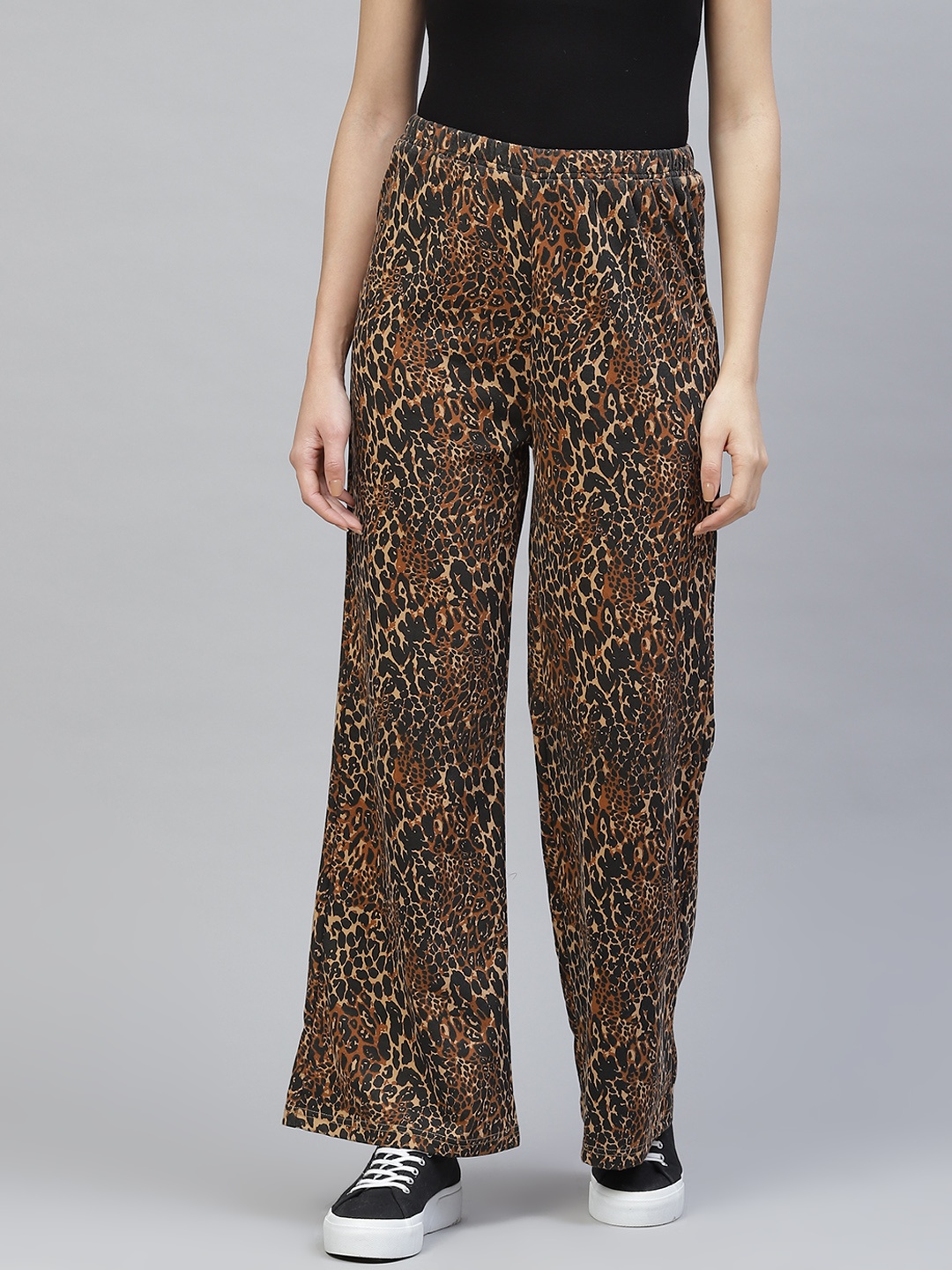 

Laabha Women Brown & Black Animal Print Track Pants