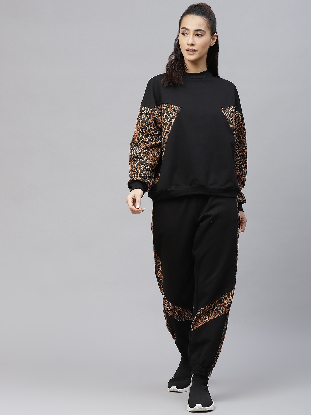 

Laabha Women Black & Brown Animal Printed Tracksuit
