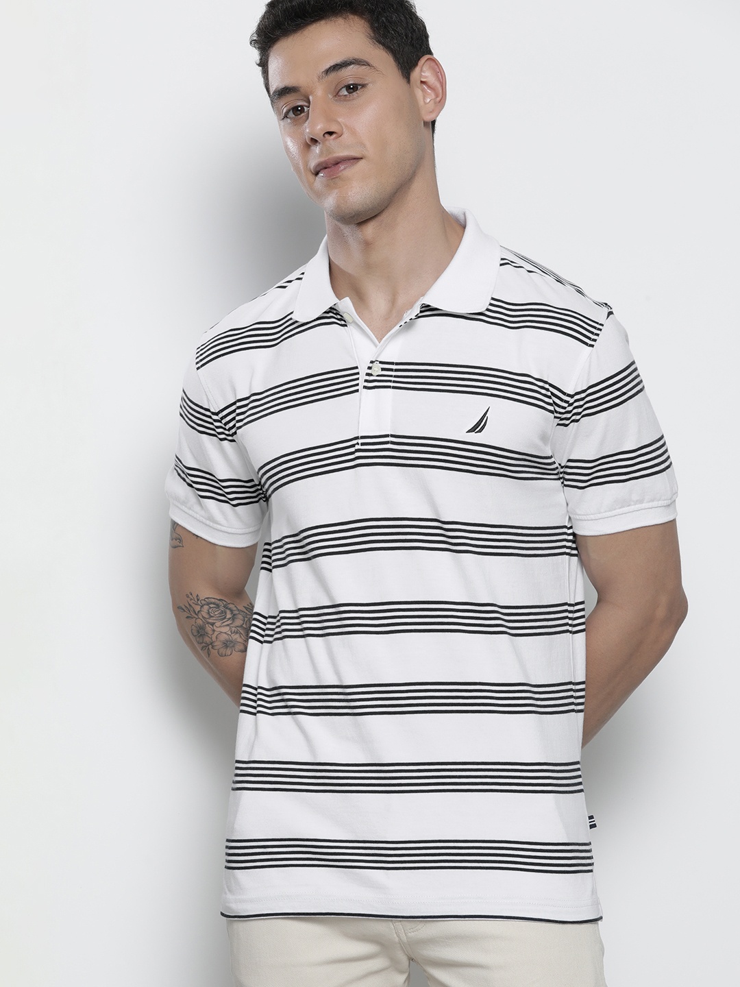 

Nautica Men White & Black Multi Stripes Polo Collar Pure Cotton Slim Fit T-shirt