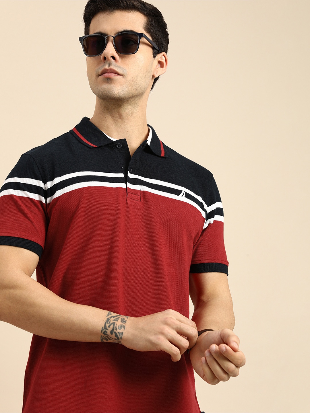 

Nautica Men Rust Red & Navy Blue Colourblocked Pure Cotton Polo Collar T-shirt