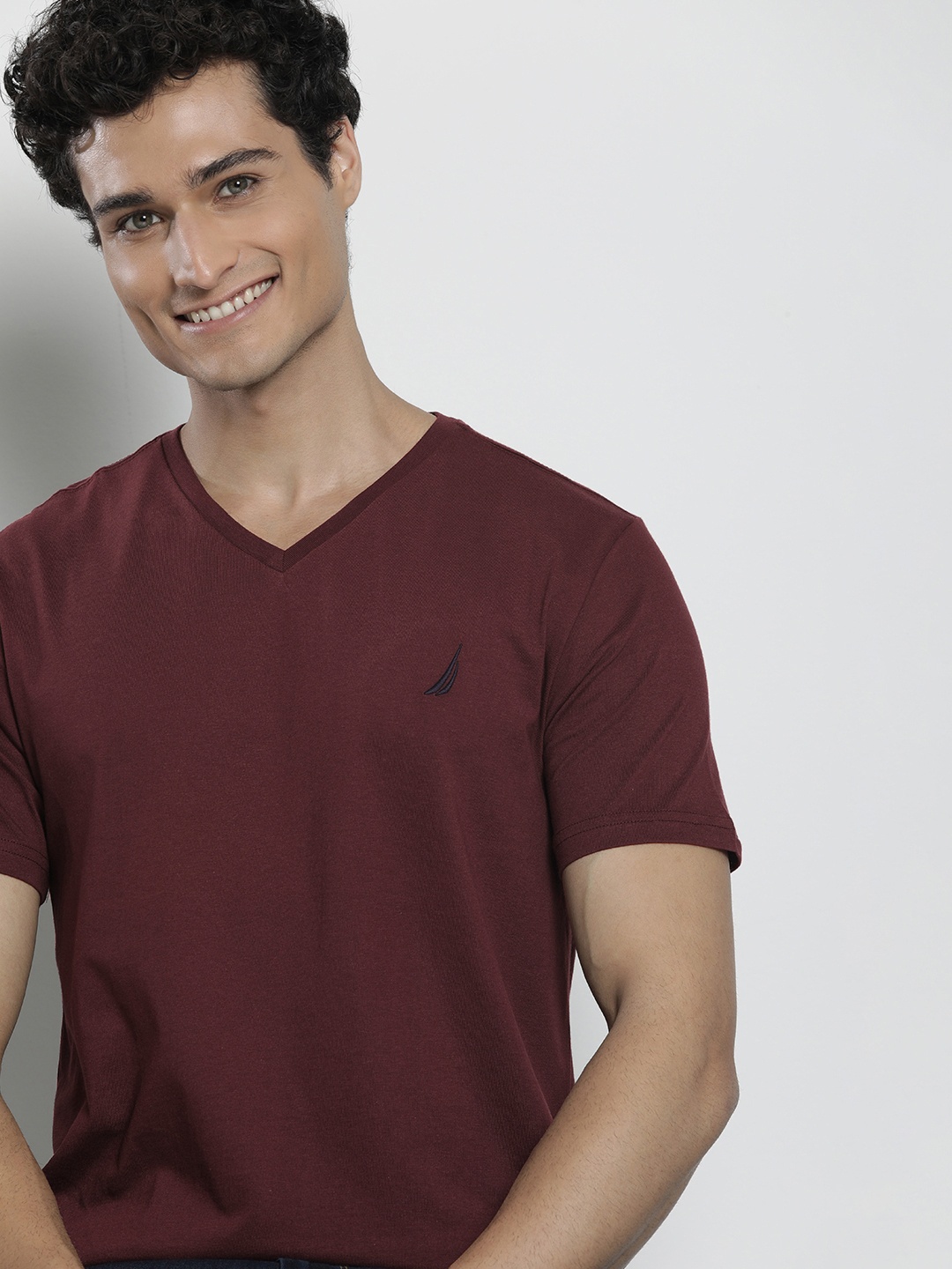 

Nautica Men V-Neck Pure Cotton Slim Fit T-shirt, Burgundy