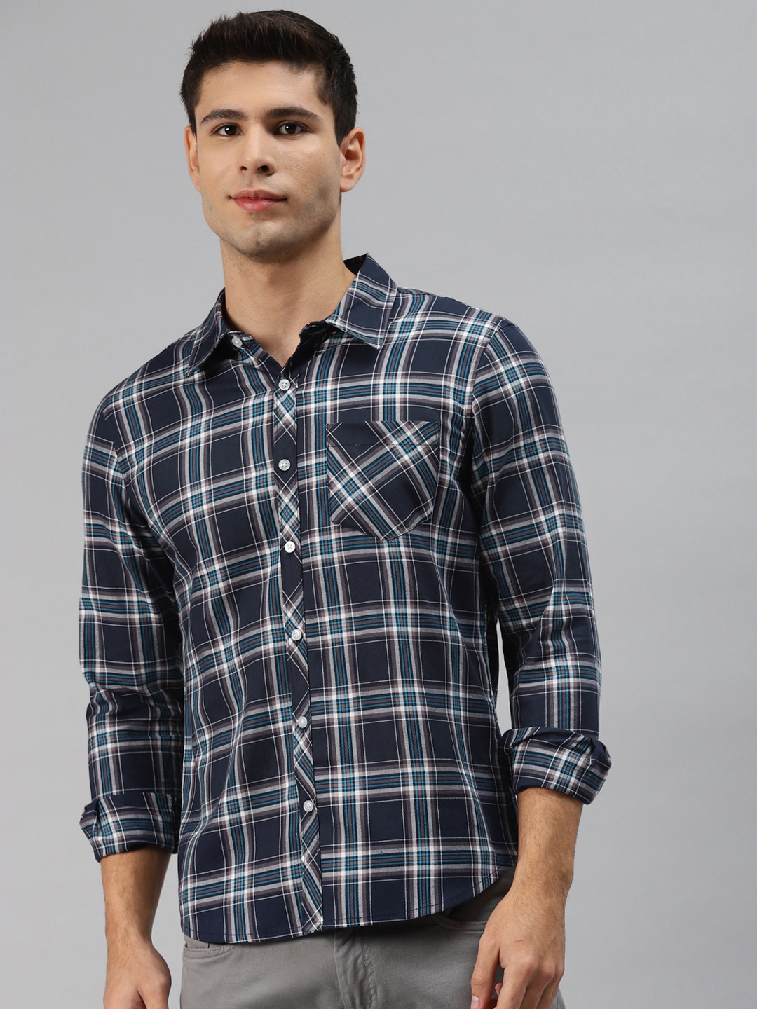 

Hubberholme Men Blue Opaque Checked Casual Shirt