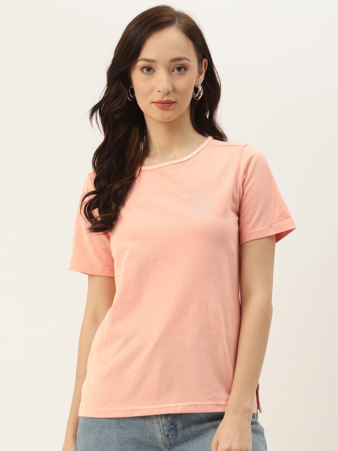 

BRINNS Women Peach-Coloured Solid Short Sleeved Regular Fit T-shirt