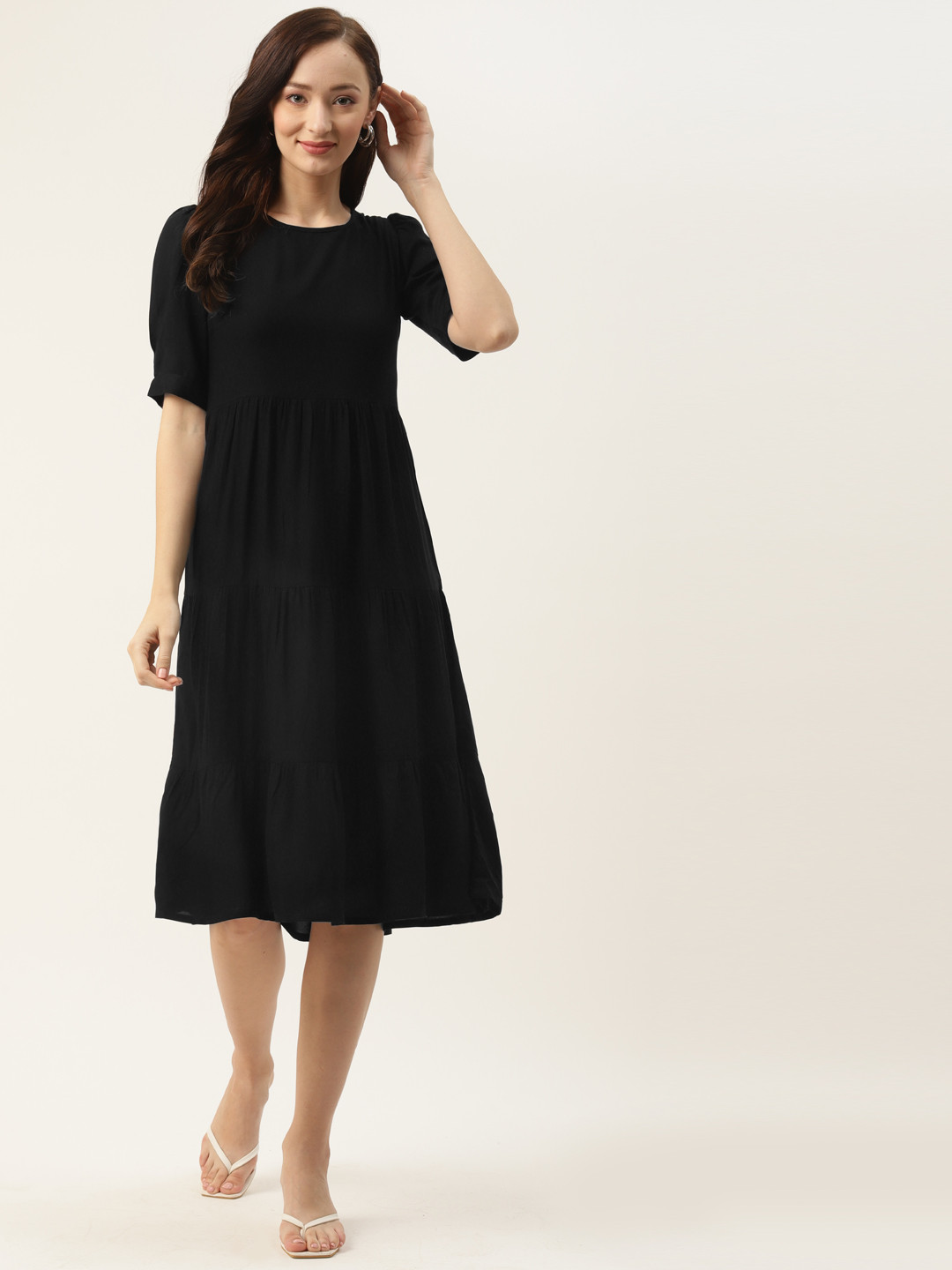 

BRINNS Puff Sleeves Tiered A-Line Dress, Black