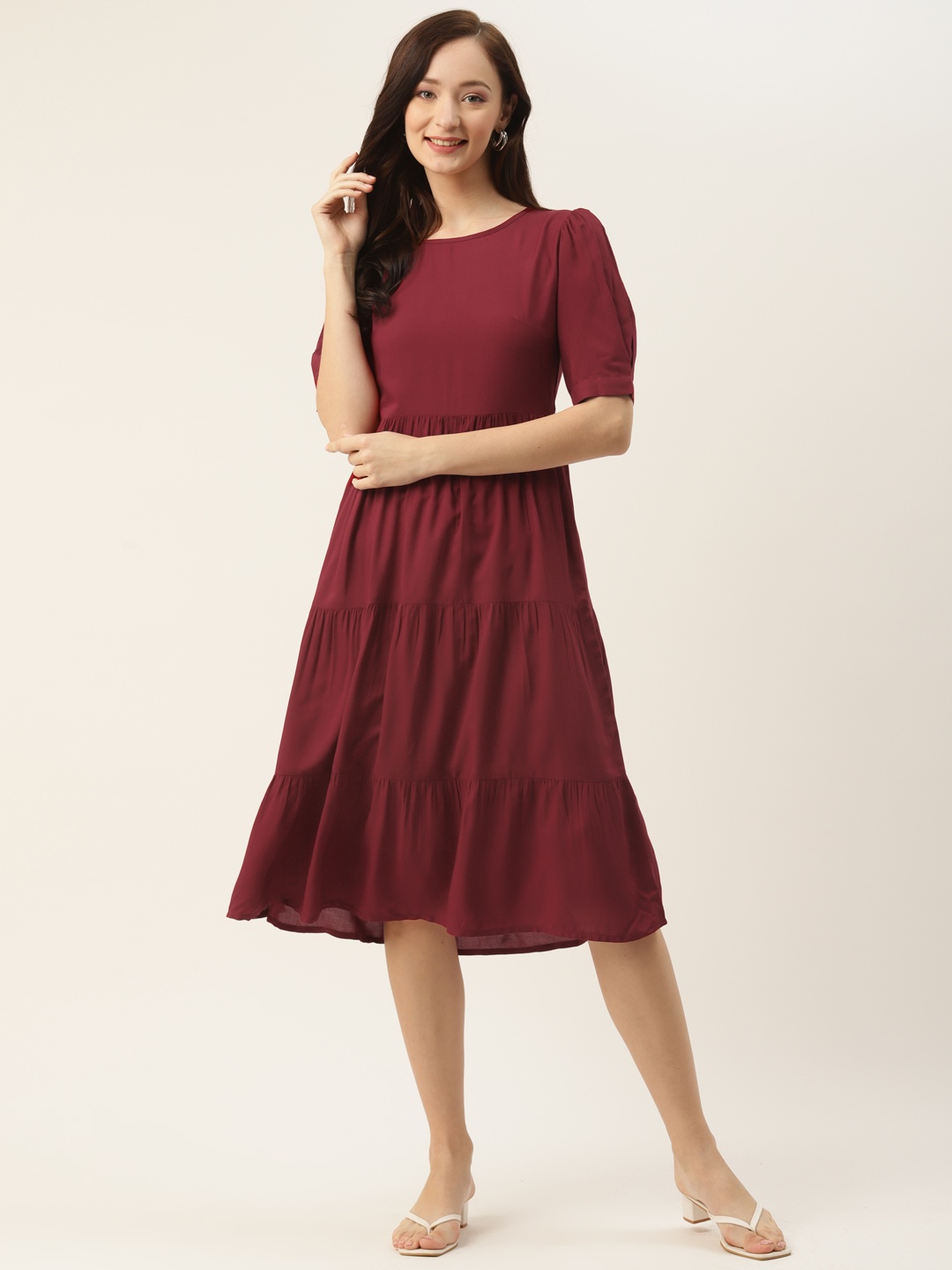 

BRINNS Maroon Solid Puff Sleeves Tiered A-Line Dress