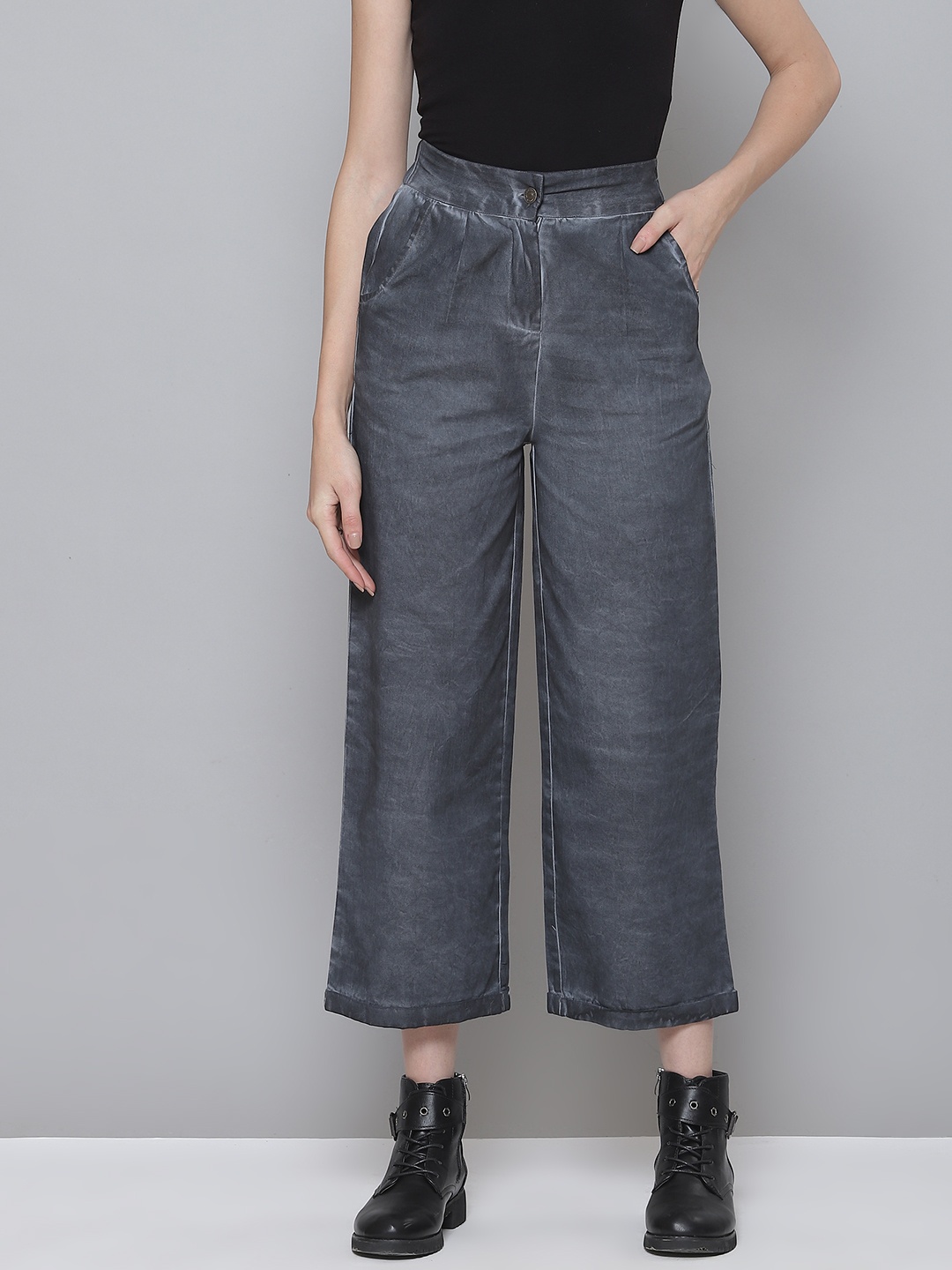 

SASSAFRAS Women Grey Twill Cotton Faded Culottes Trousers