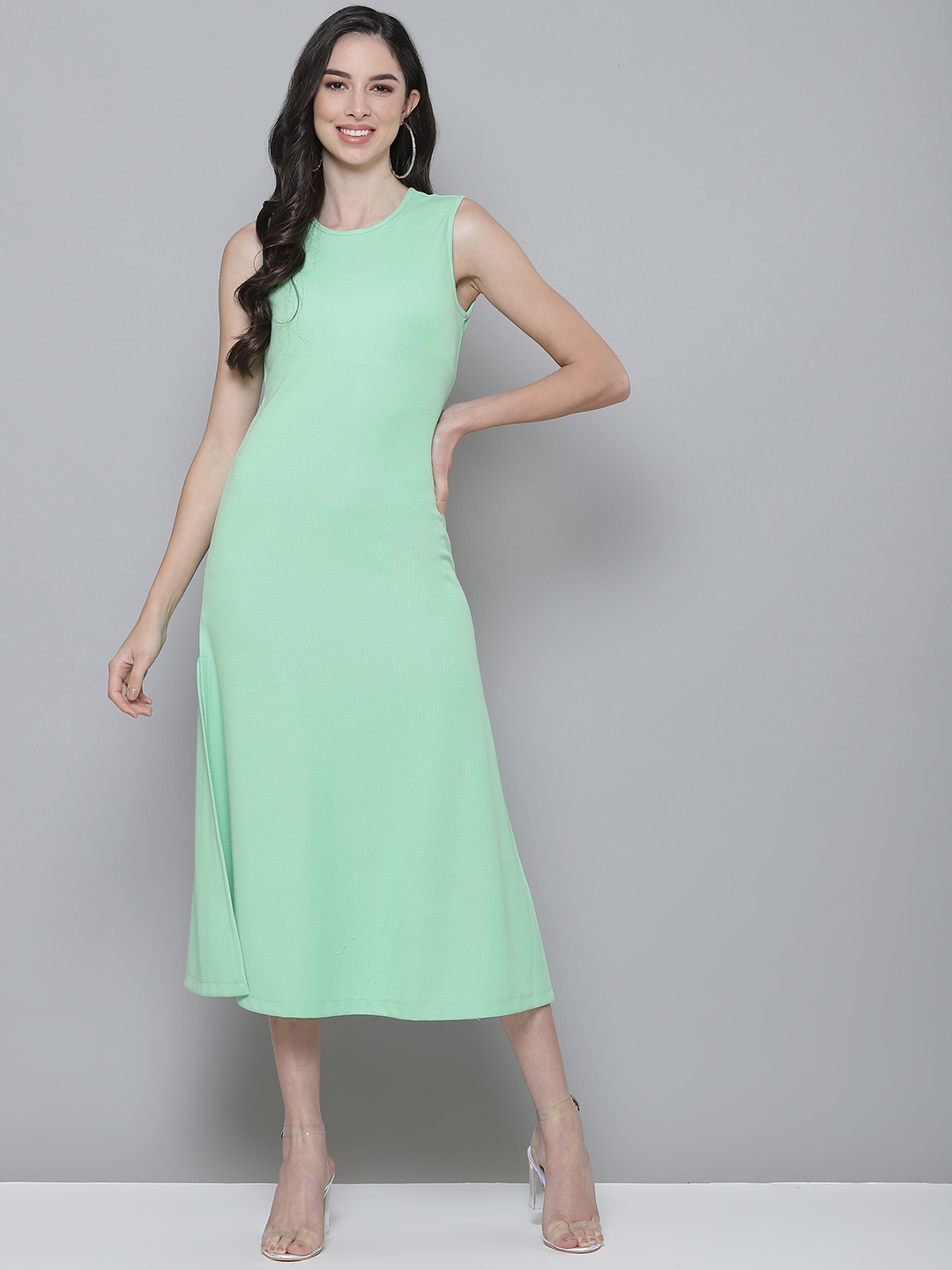 

SASSAFRAS Green Ribbed A-Line Maxi Dress