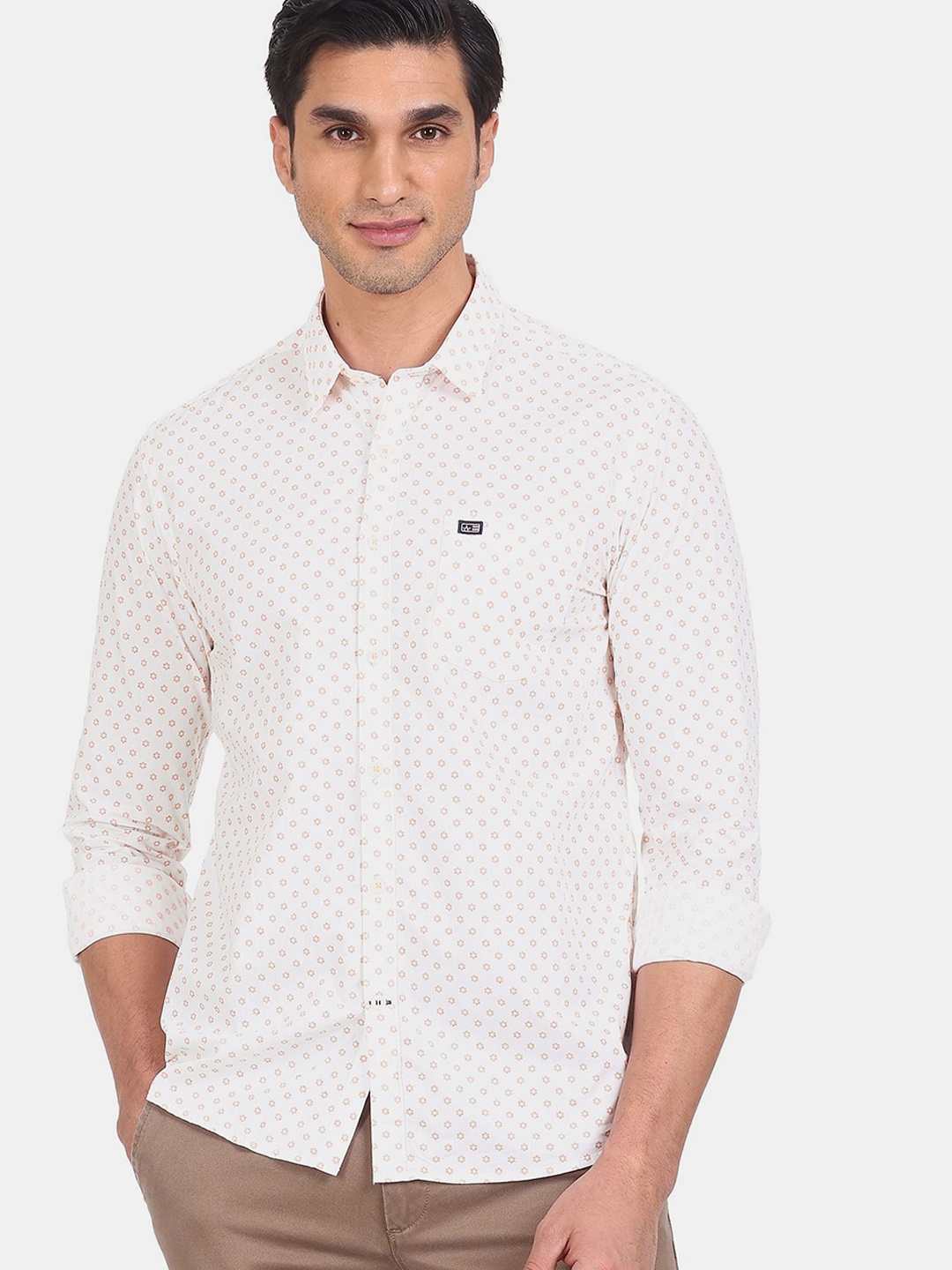 

Arrow Sport Men White & Yellow Printed Pure Cotton Casual Shirt