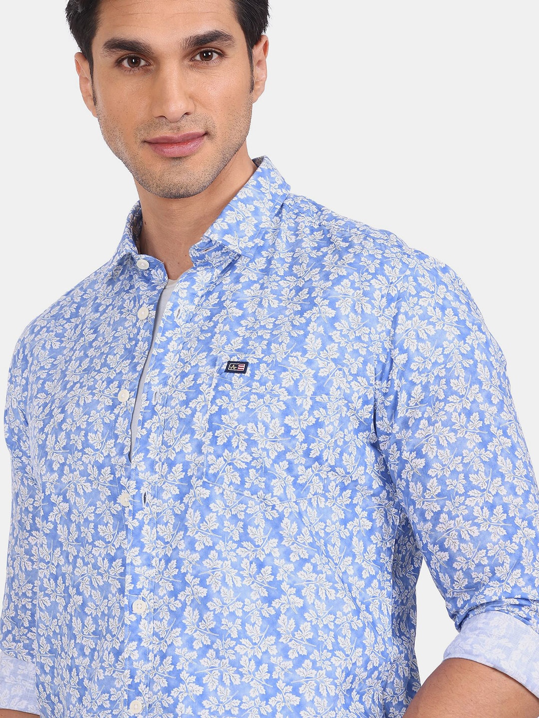 

Arrow Sport Men Blue Floral Opaque Printed Casual Shirt