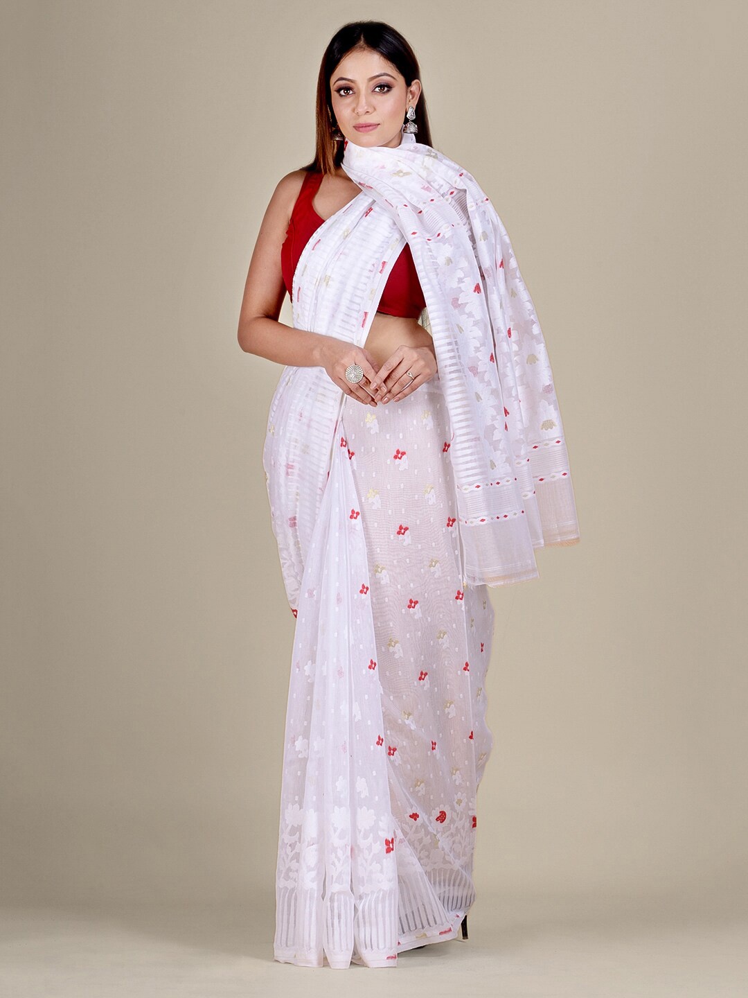 

Mitera White & Red Floral Silk Cotton Jamdani Saree