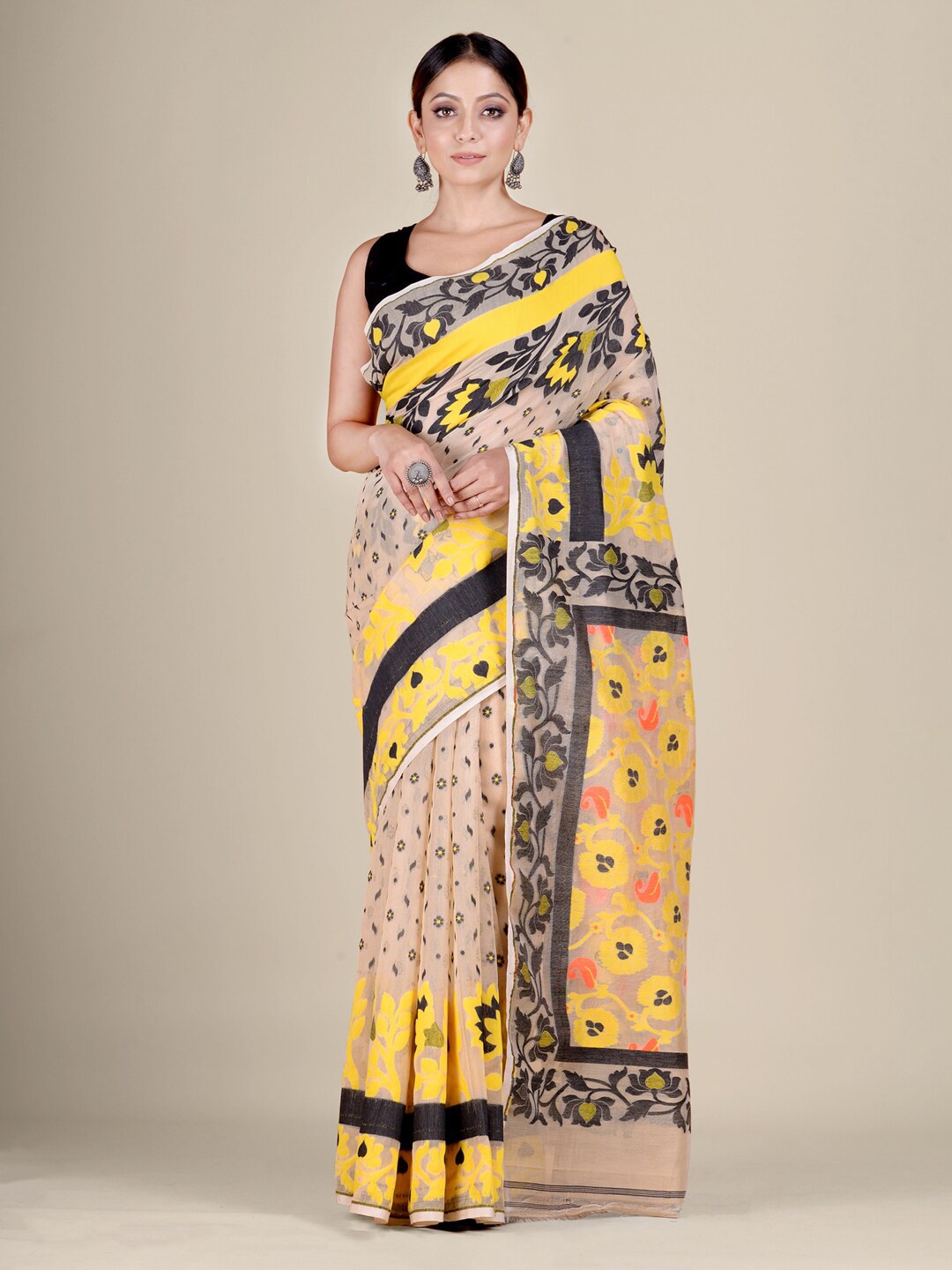

Mitera Beige & Yellow Floral Silk Cotton Jamdani Saree