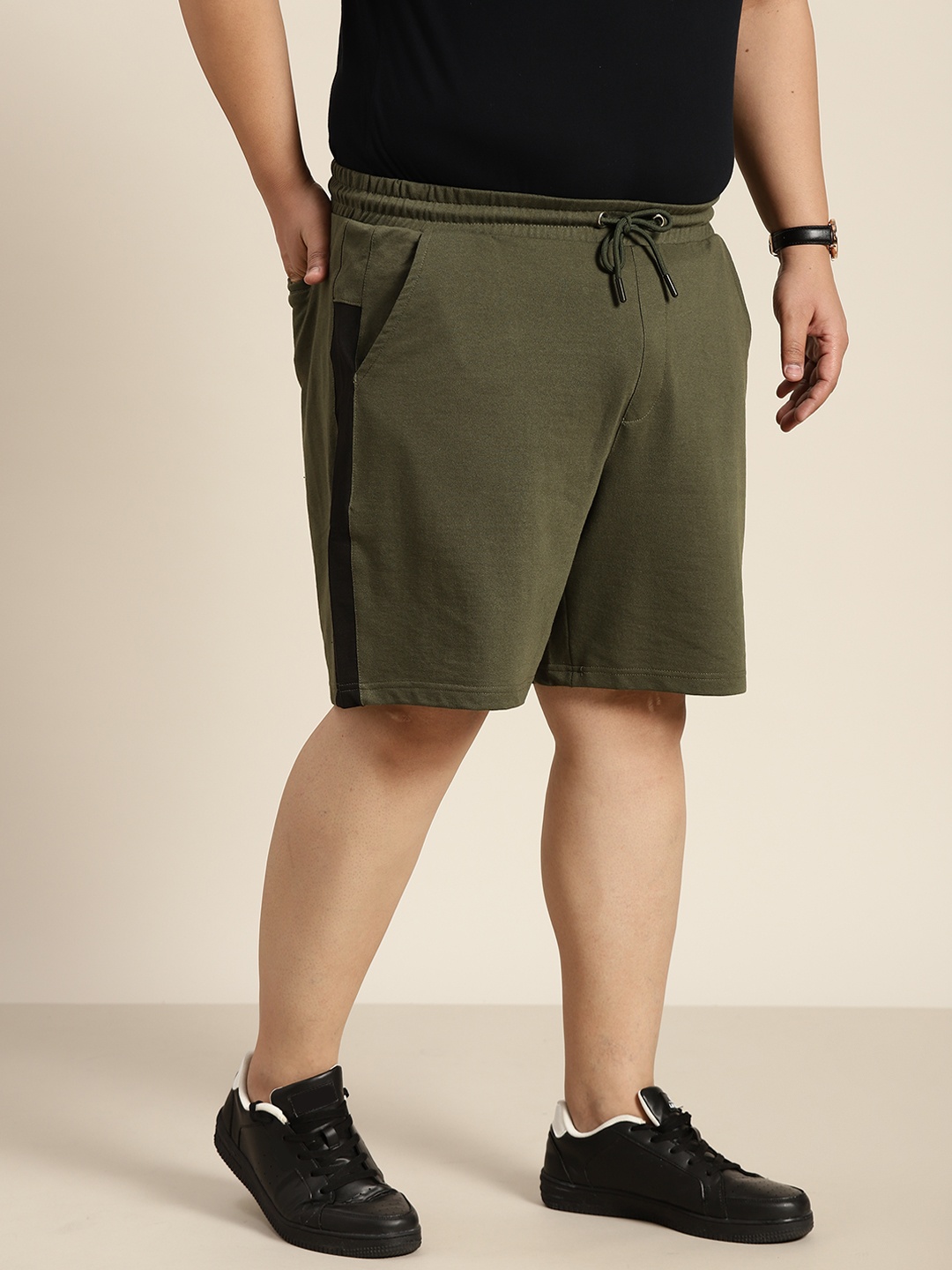 

Sztori Men Plus Size Olive Green Striped Shorts
