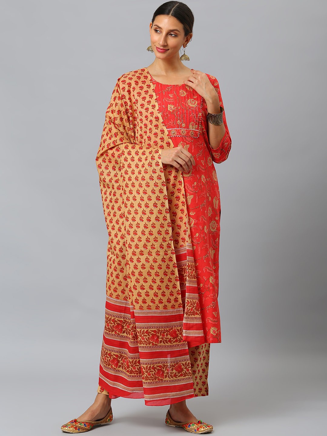 

SIAH Women Red & Yellow Floral Printed Pure Cotton Kurta With Trousers & Dupatta