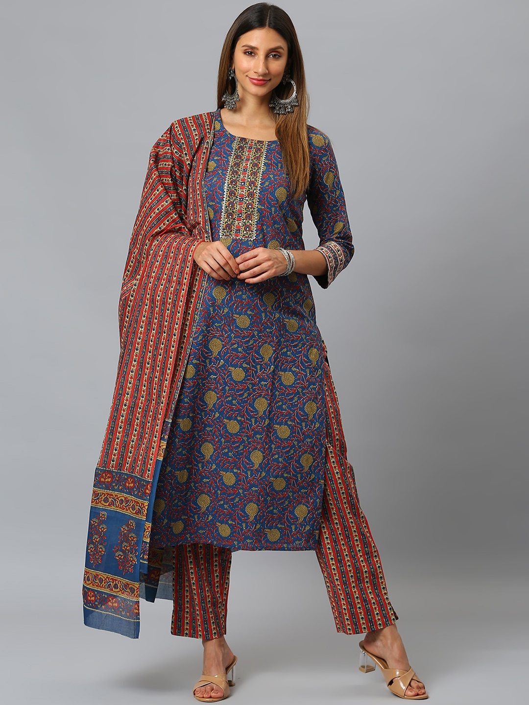 

SIAH Women Blue Ethnic Motifs Yoke Design Empire Gotta Patti Pure Cotton Kurti with Trousers & With Dupatta