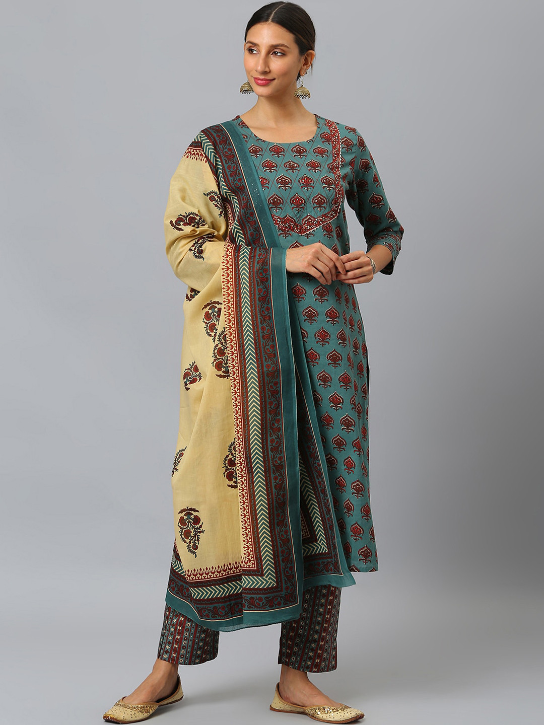 

SIAH Women Teal Ethnic Motifs Embroidered Regular Sequinned Pure Cotton Kurta with Trousers & With Dupatta