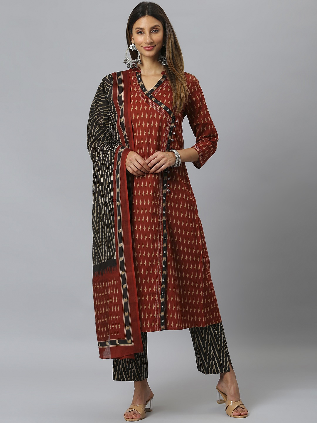 

SIAH Women Red Printed Panelled Thread Work Pure Cotton Kurti with Trousers & With Dupatta