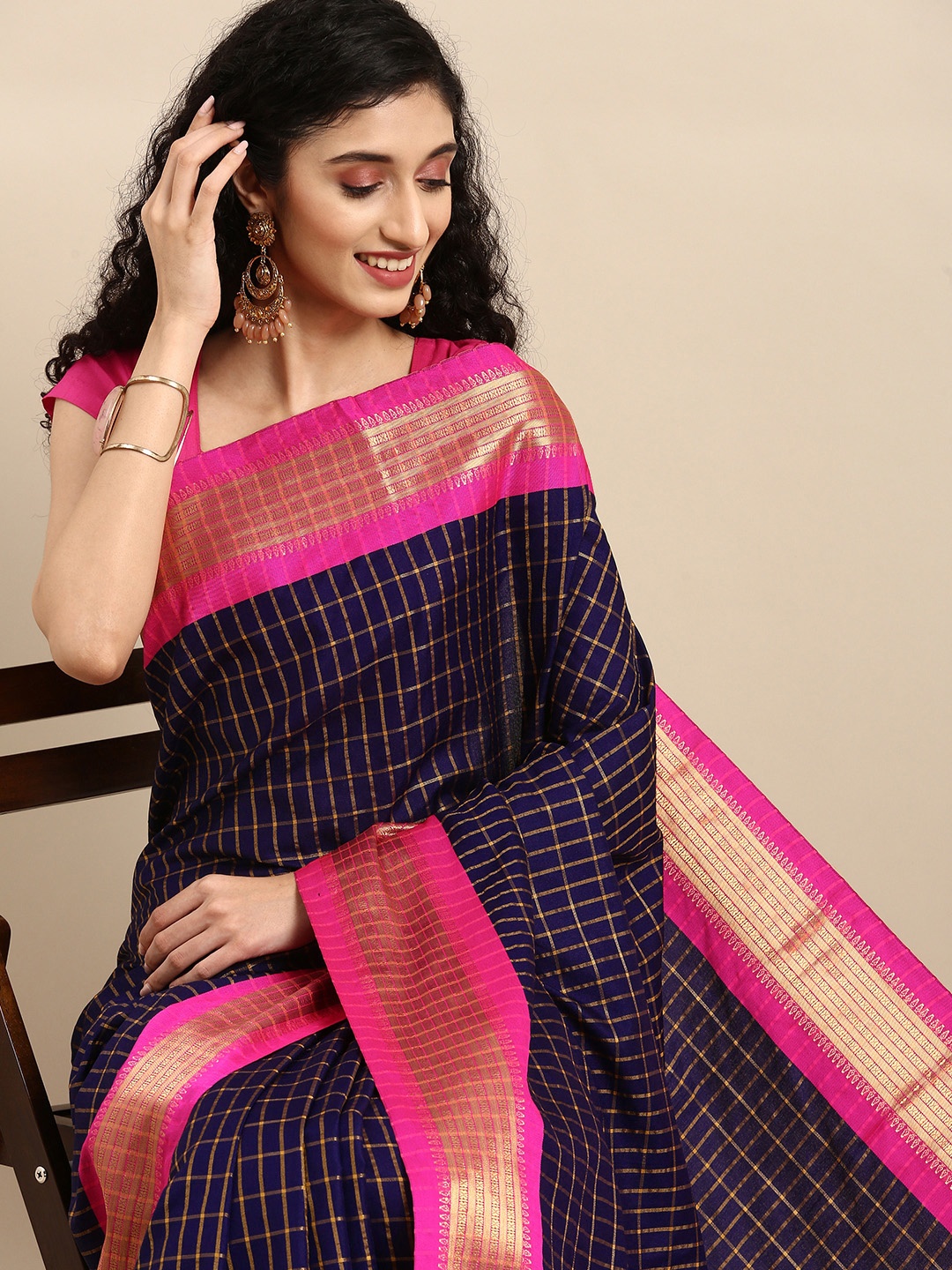 

Anouk Navy Blue & Fuchsia Woven Design Pure Silk Banarasi Saree