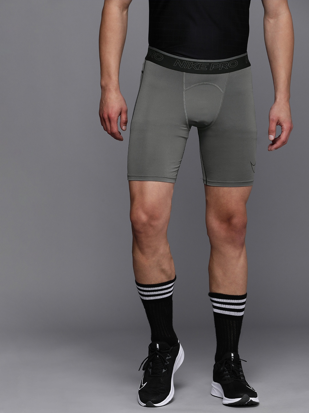 

Nike Men Charcoal Grey Dri-FIT AS M NP DF Sports Shorts