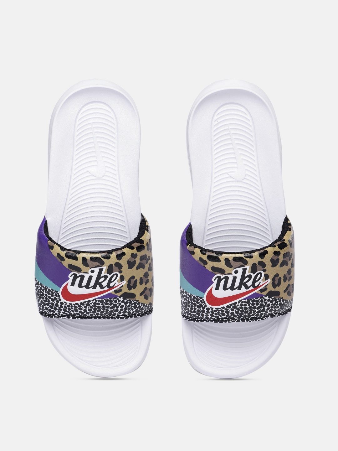 

Nike Women Multicoloured Victori One Printed Sliders, Multi