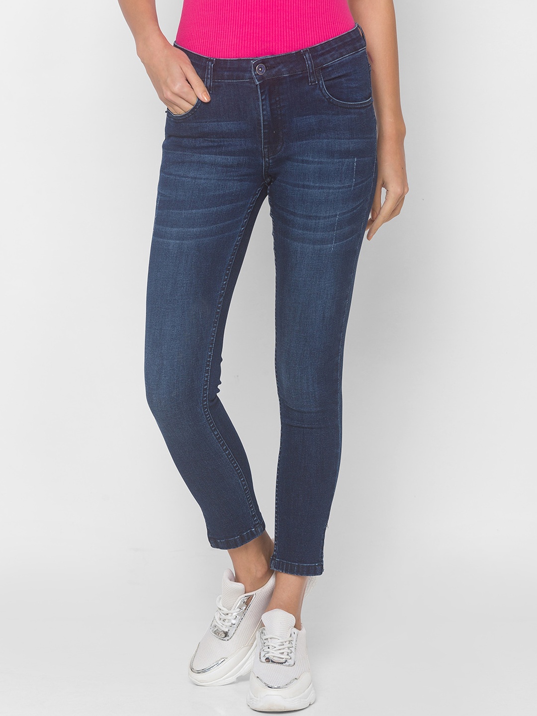 

Globus Women Blue Skinny Fit Light Fade Jeans