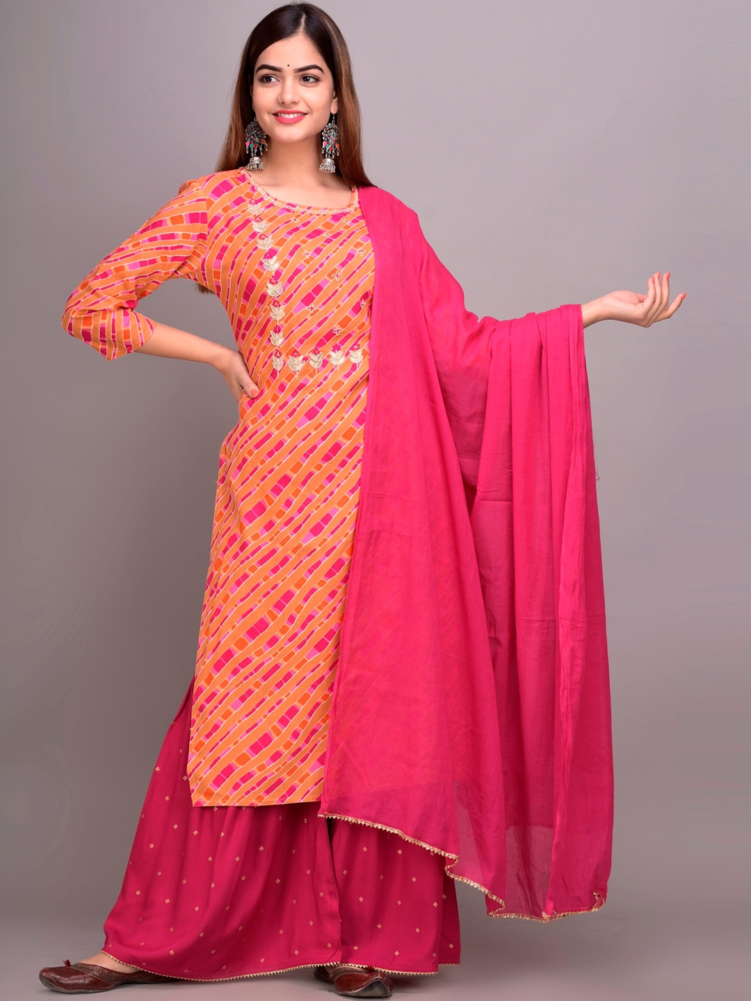 

DIVYANK Women Pink Printed Gotta Patti Kurta with Sharara & Dupatta