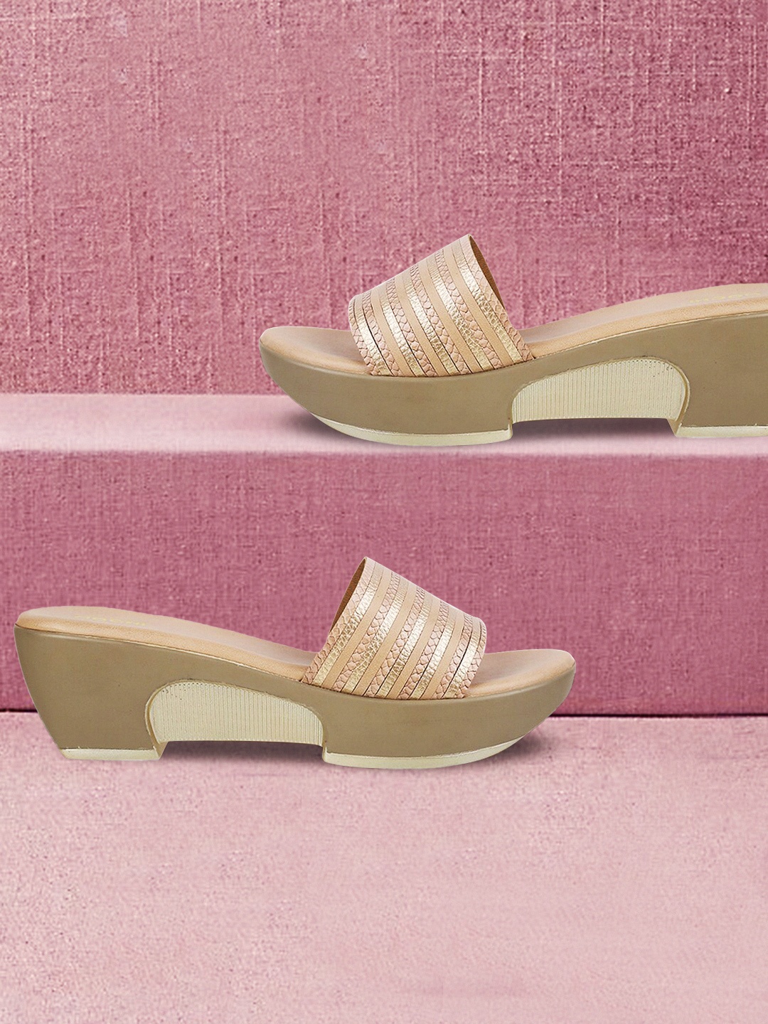 

Mochi Peach-Coloured Embellished Block Peep Toes