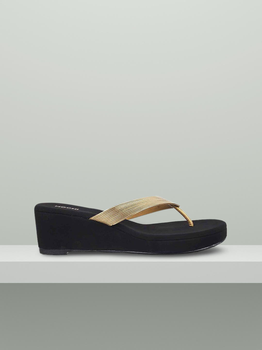 

Mochi Gold-Toned Colourblocked Wedge Sandals