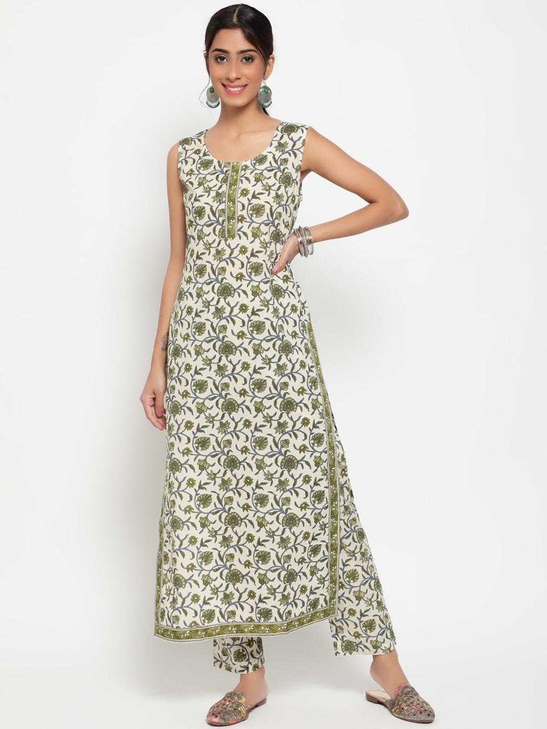 

antaran Women Cream-Coloured Floral Printed Pure Cotton Kurta with Trousers