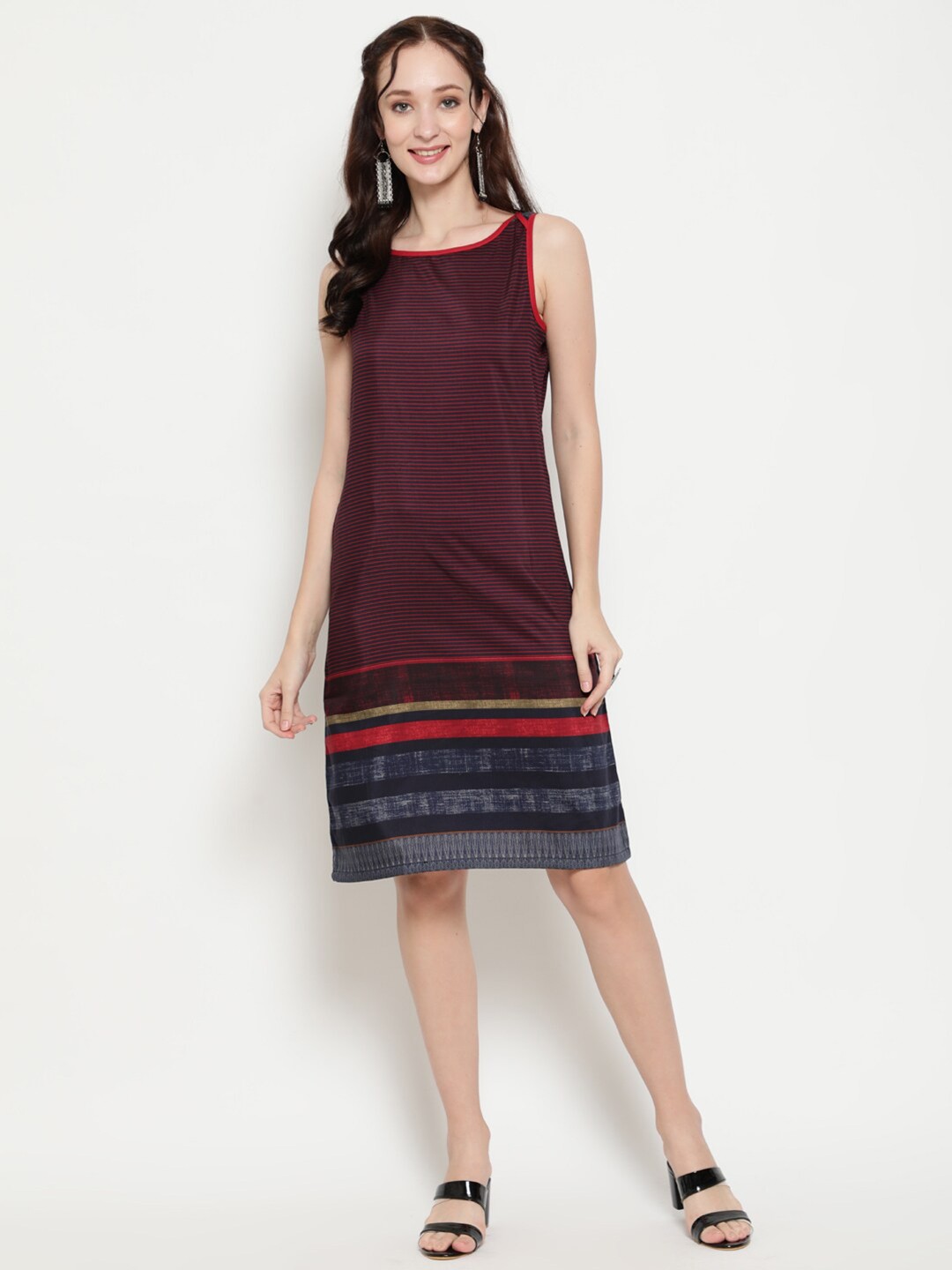 

antaran Navy Blue & Red Striped Shift Dress