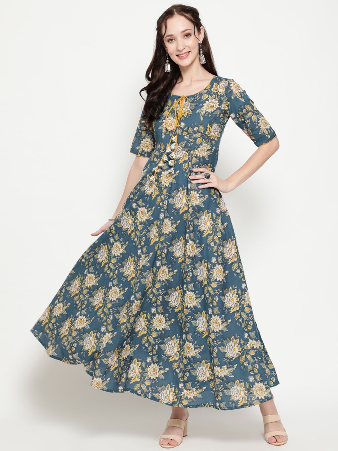 

antaran Blue Floral Ethnic Cotton Maxi Dress