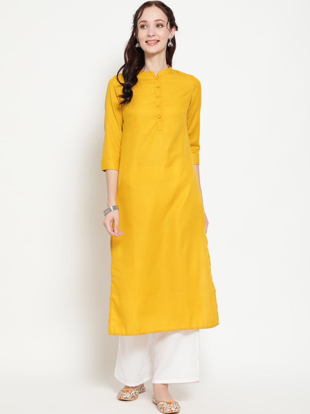 

antaran Women Yellow Solid Straight Kurta
