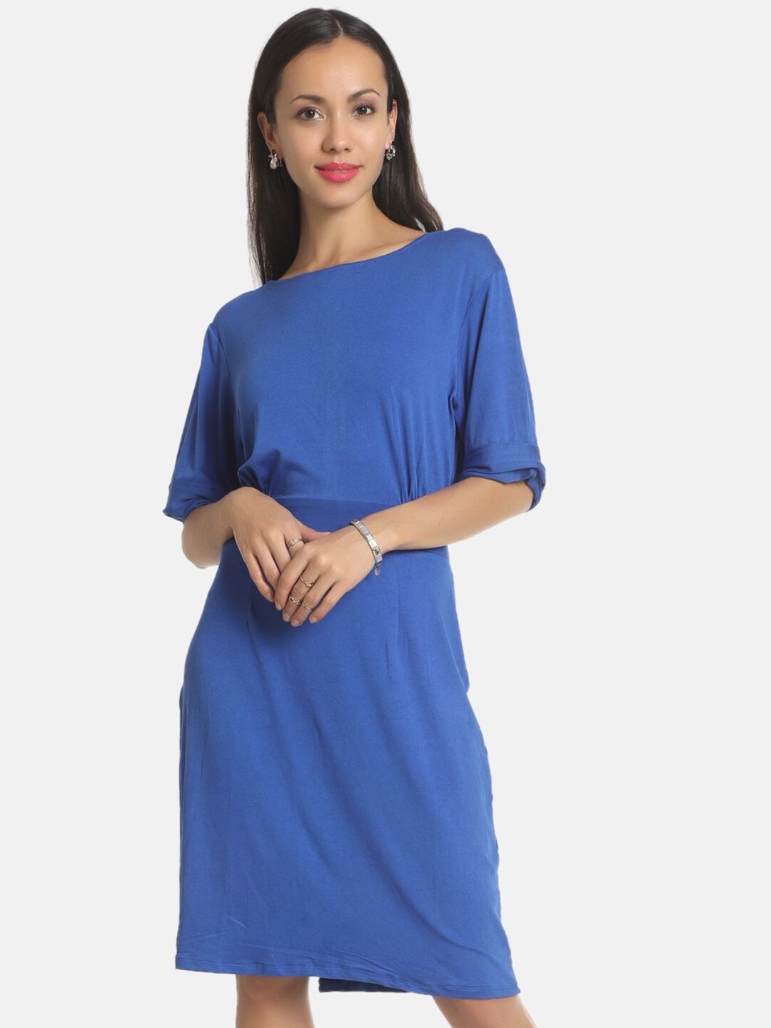 

AARA Blue Solid Boat Neck Sheath Dress