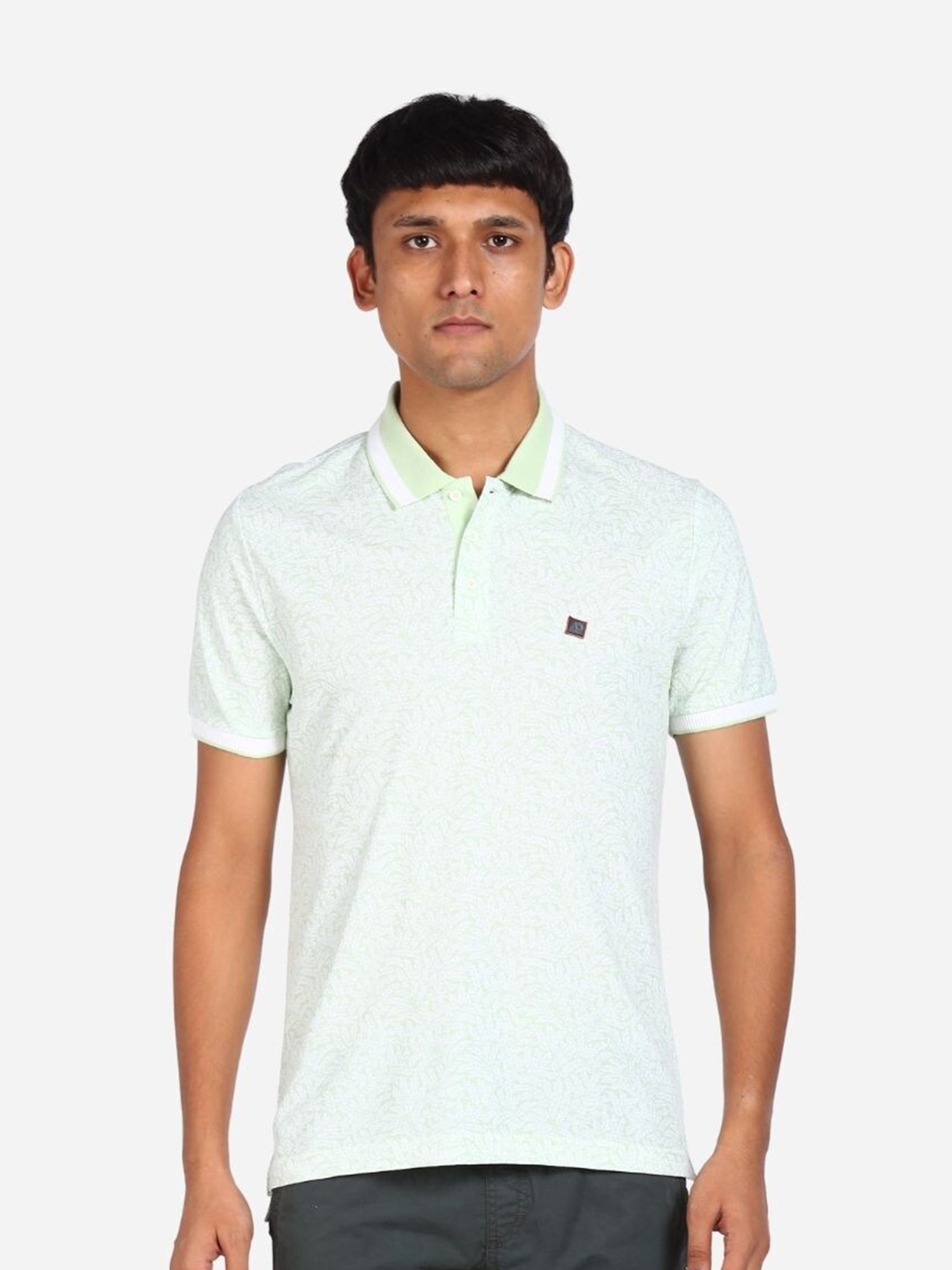 

AD By Arvind Men Green Floral Printed T-shirt