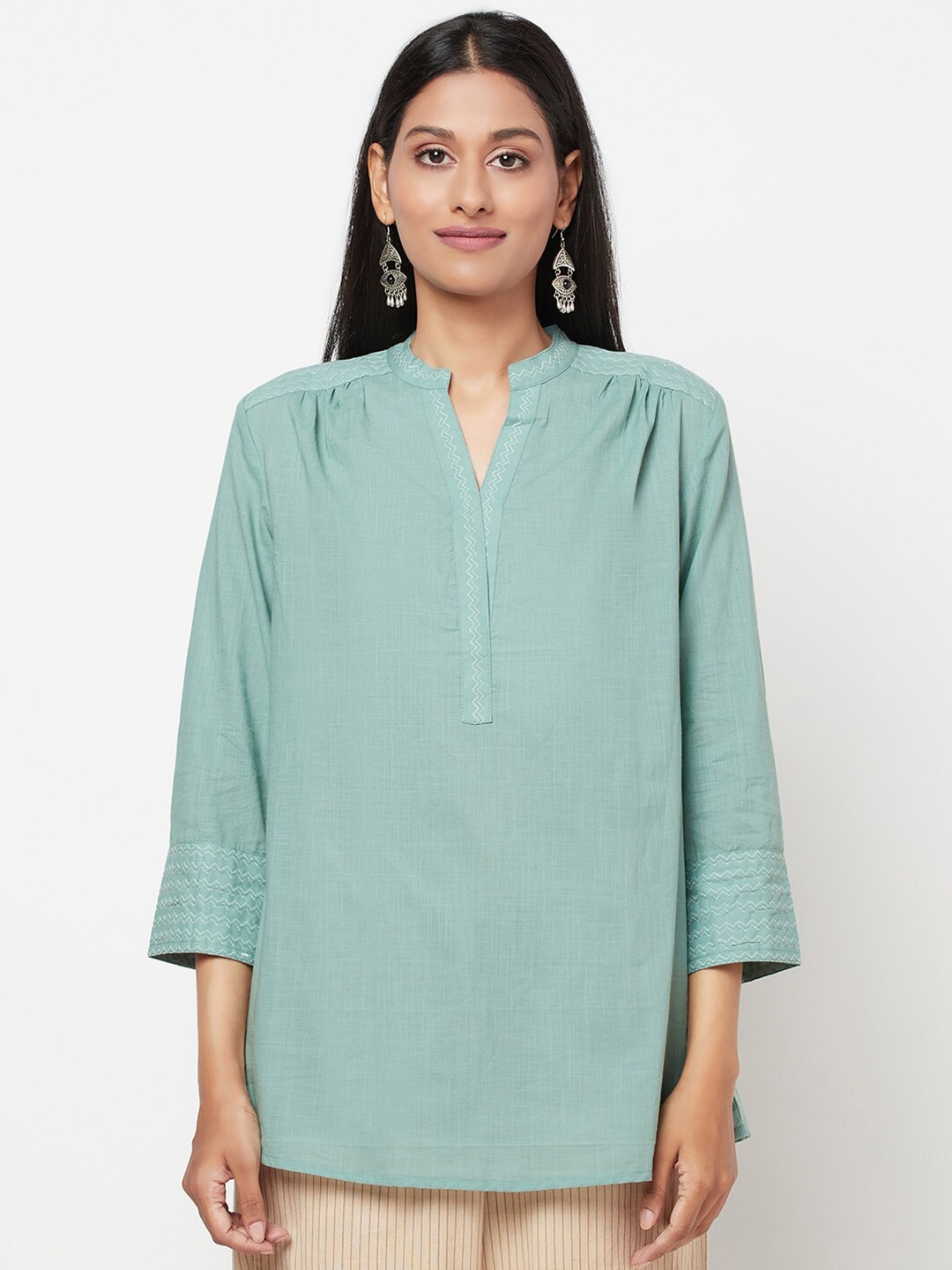 

Fabindia Green Mandarin Collar Tunic
