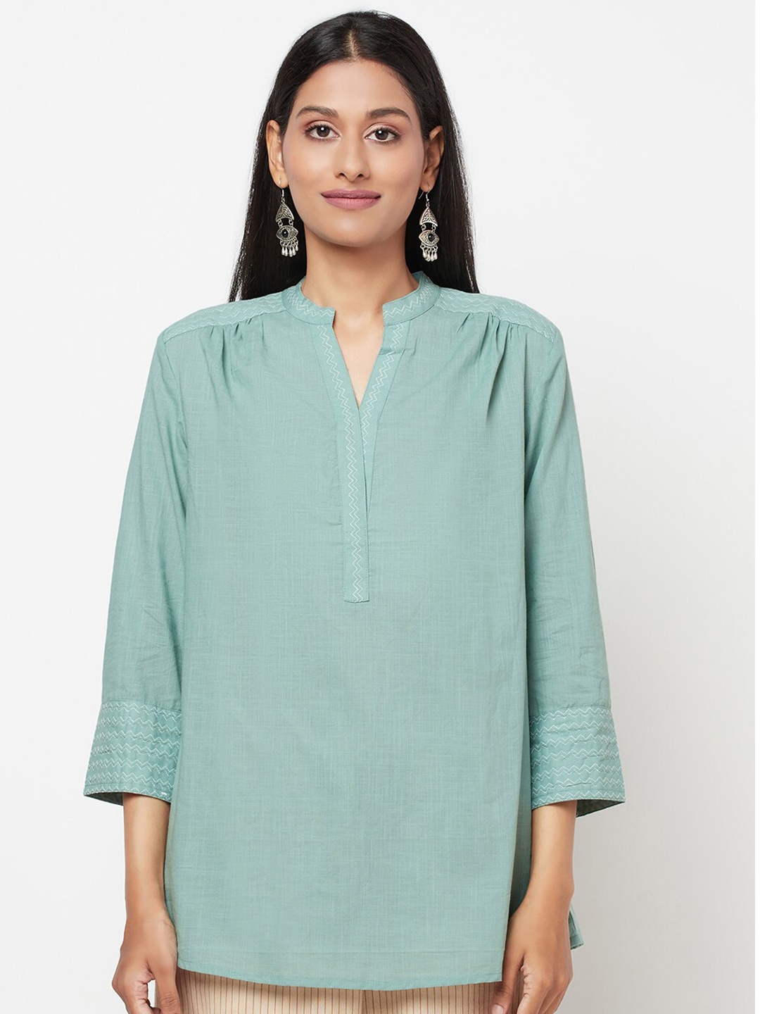

Fabindia Green Mandarin Collar Cotton Tunic
