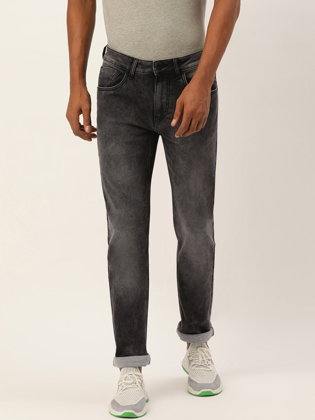 

Flying Machine Men Black Michael Slim Tapered Fit Light Fade Stretchable Jeans