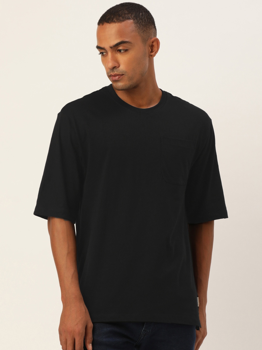 

Flying Machine Men Black Solid T-shirt