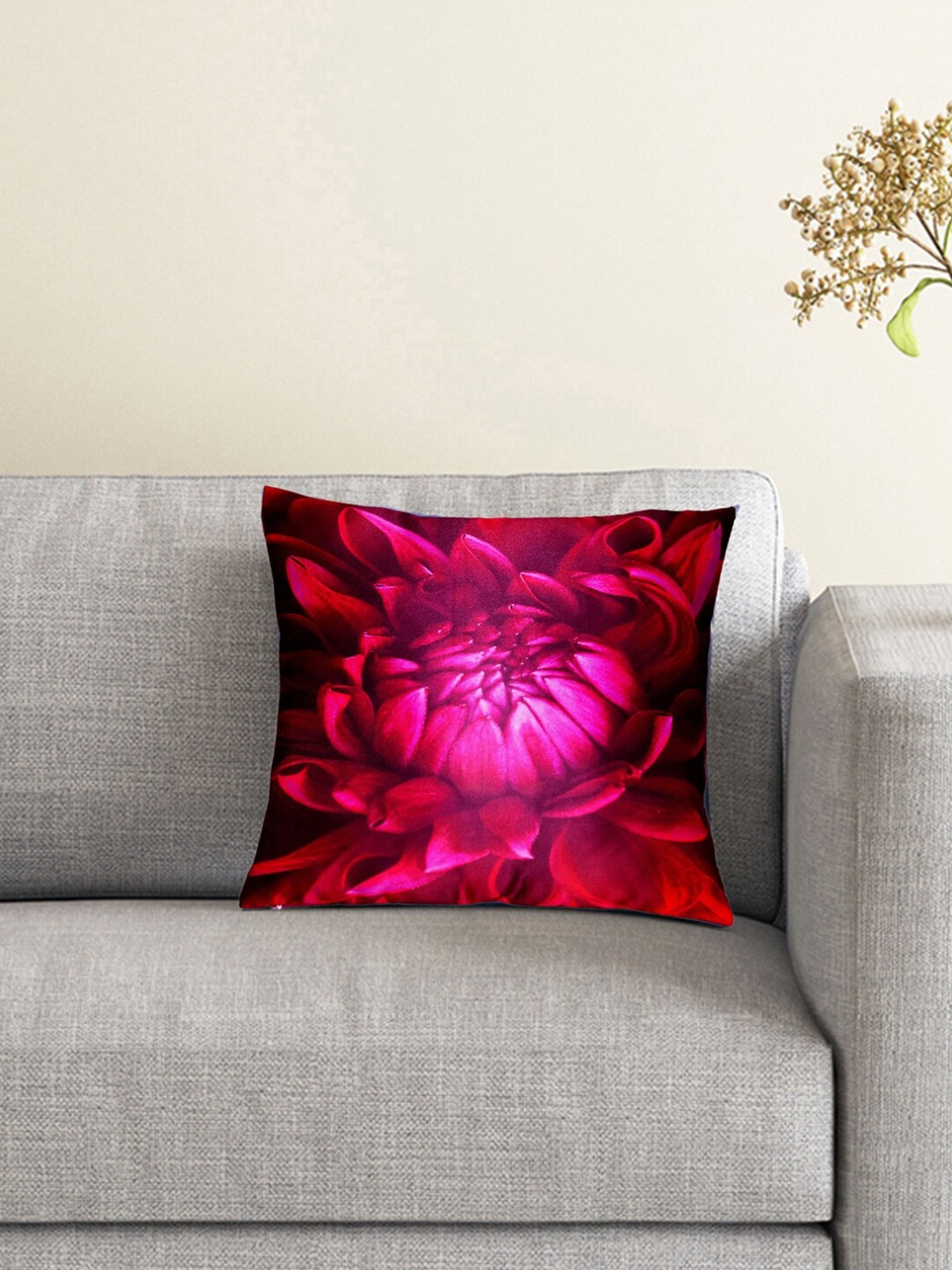 

Lushomes Magenta Floral Square Cushion Covers