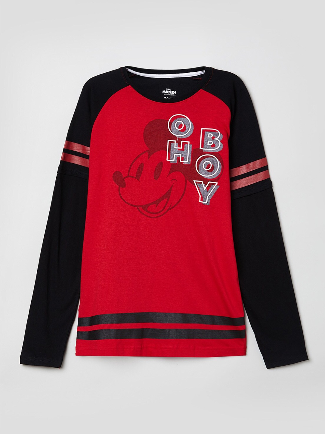 

max Boys Red Printed Applique T-shirt
