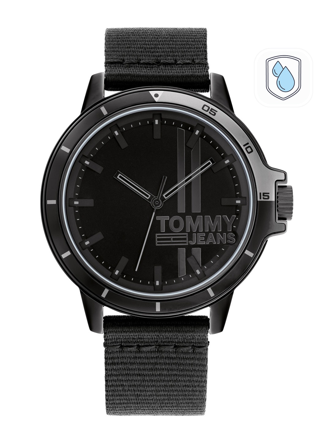 

Tommy Hilfiger Men Black Dial & Black Canvas Strap Analogue Watch TH1791923W