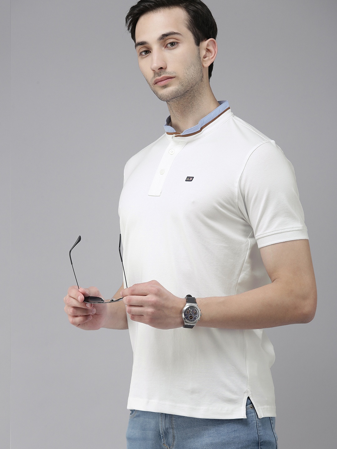 

Arrow Sport Men White Mandarin Collar T-shirt