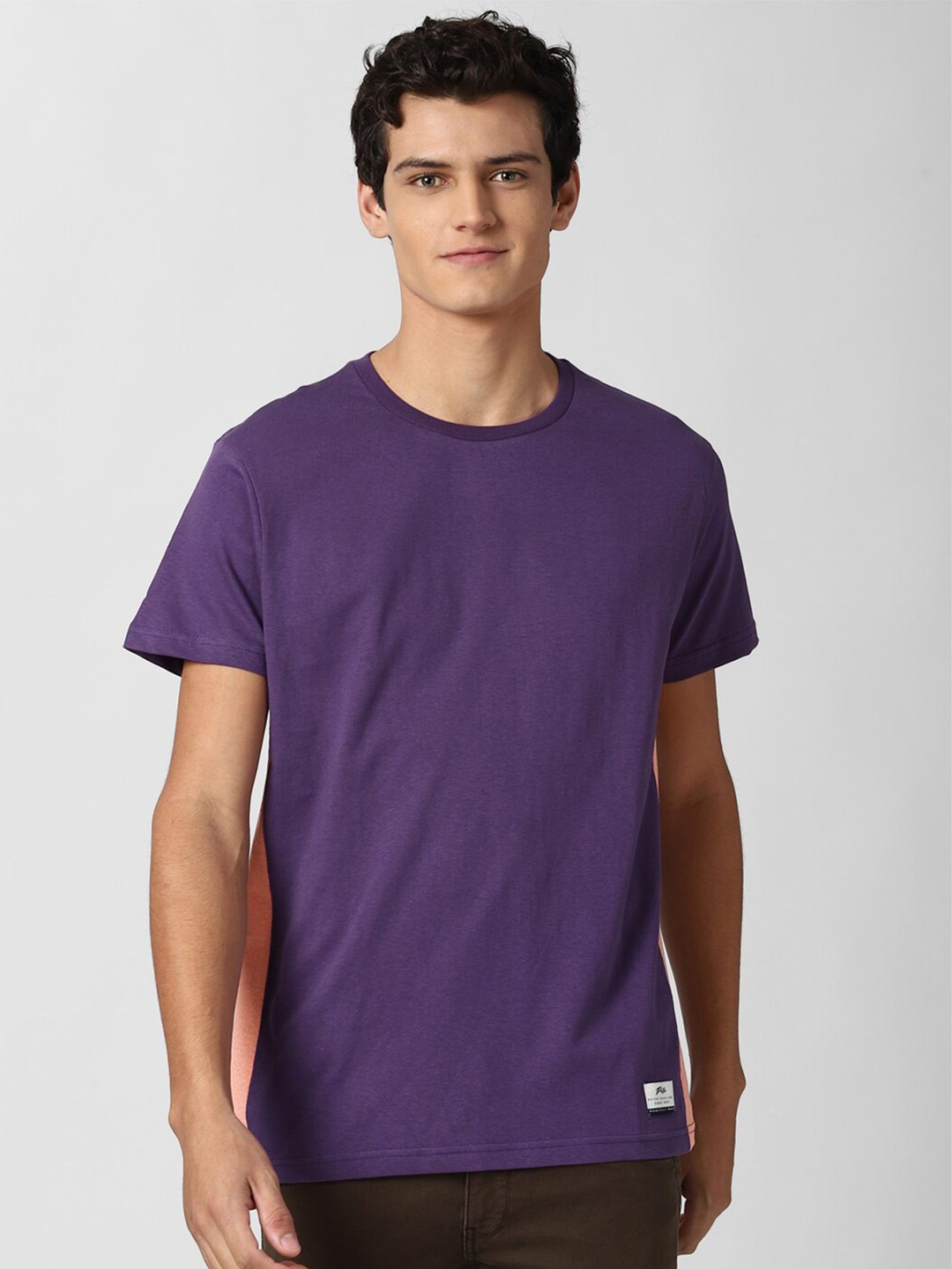 

Peter England Casuals Men Purple Slim Fit Cotton T-shirt